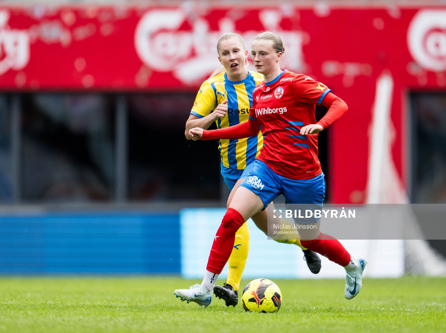 Helsingborgs Anna Thrane Ruud Hansen under fotbollsmatchen i Division 1 södra mellan Helsingborg och Eskilsminne den 4 maj 2025 i Helsingborg.