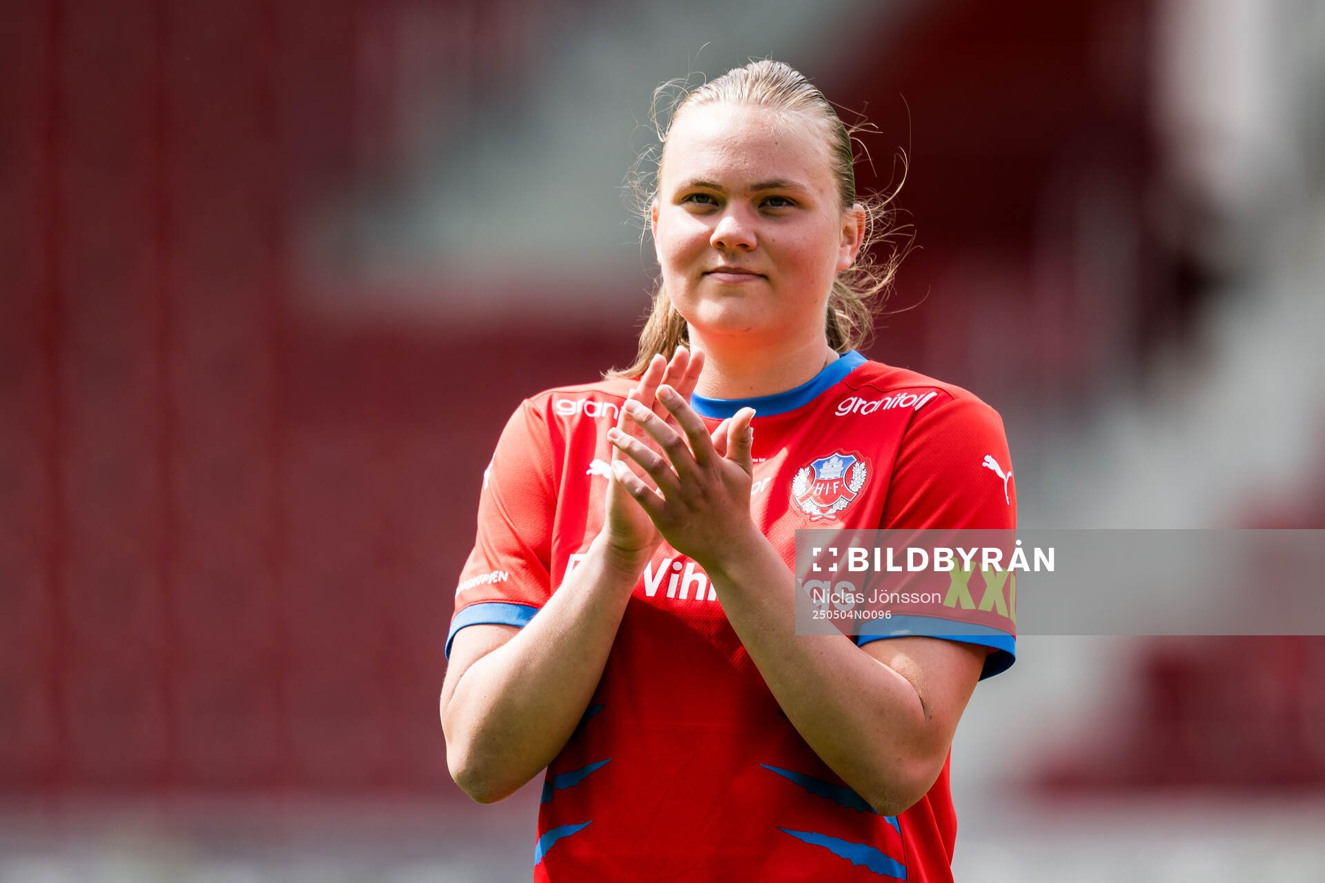 Helsingborgs Arna Thrainsdottir inför fotbollsmatchen i Division 1 södra mellan Helsingborg och Eskilsminne den 4 maj 2025 i Helsingborg.