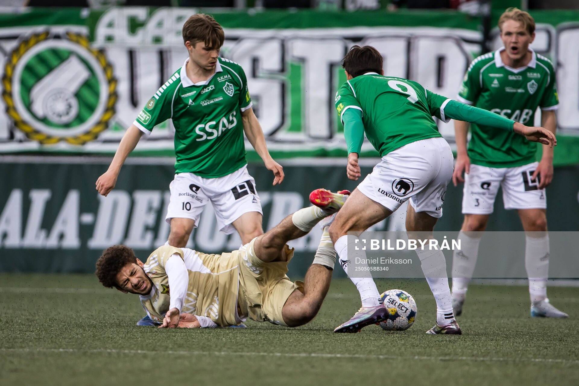 Brages Gustav Berggren och Östersunds Ziad Ghanoum och
