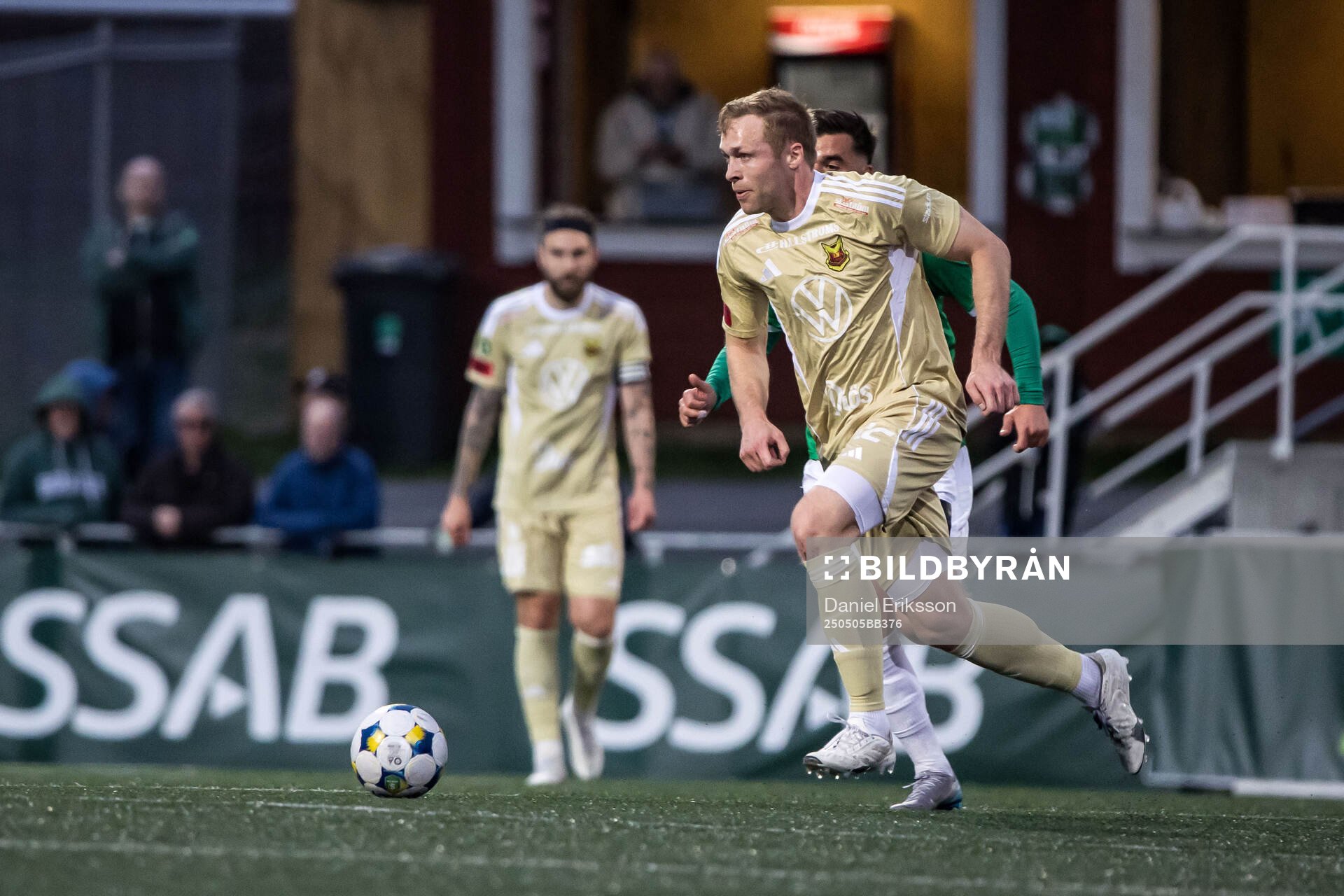 Östersunds James Joseph Kirby