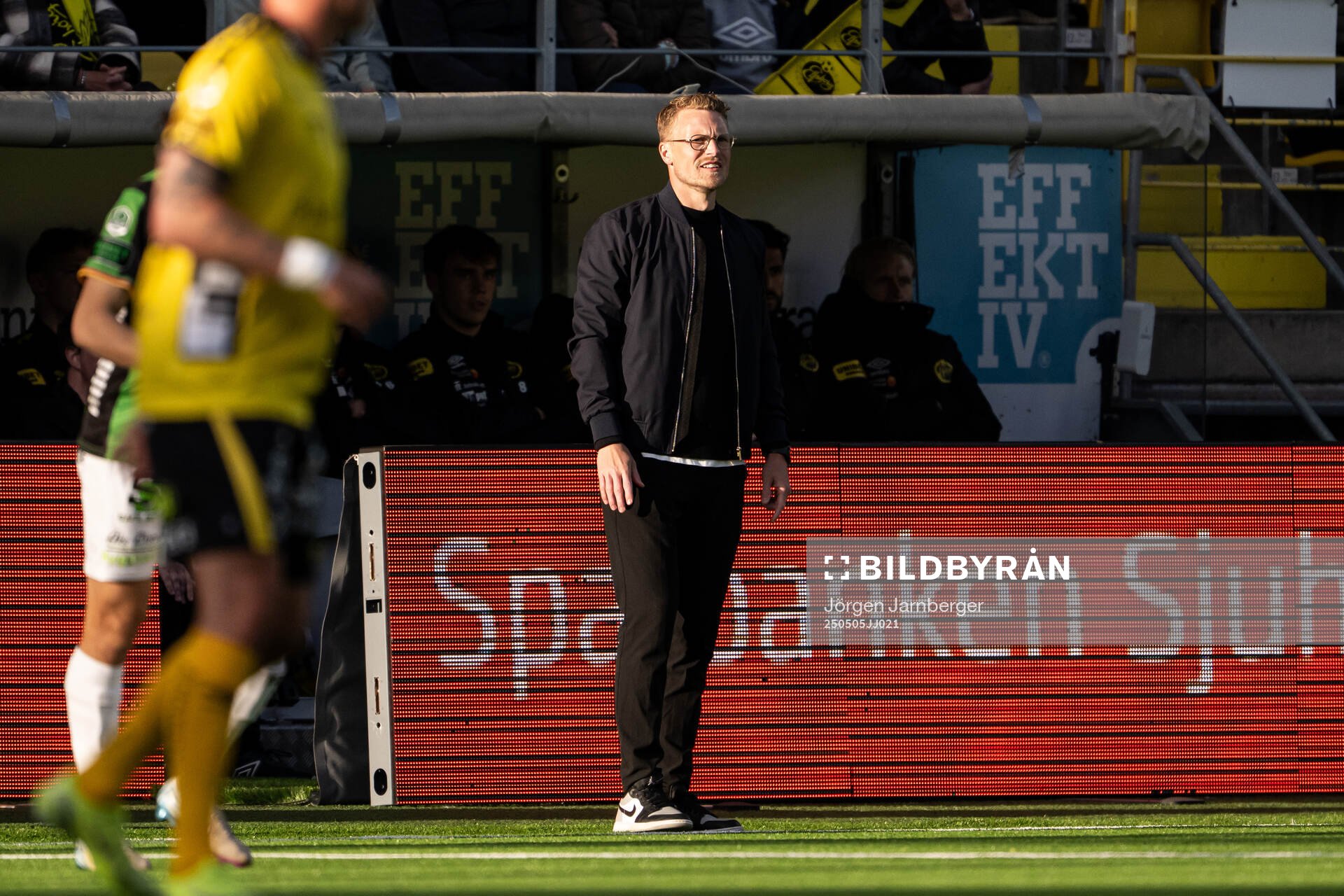 Elfsborgs tränare Oscar Hiljemark under fotbollsmatchen i Allsvenskan mellan Elfsborg och GAIS den 5 maj 2025 i Borås. 