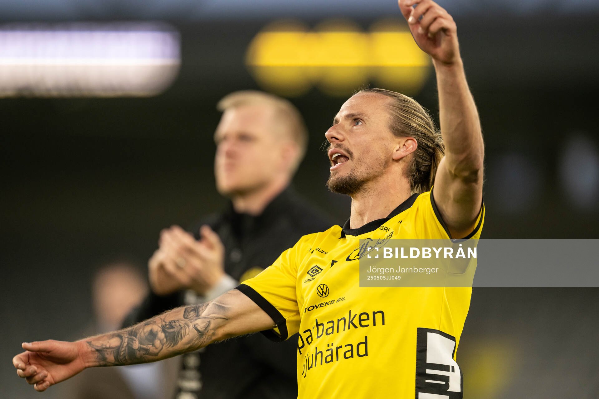 Elfsborgs Niklas Hult jublar efter fotbollsmatchen i Allsvenskan mellan Elfsborg och GAIS den 5 maj 2025 i Borås. 
