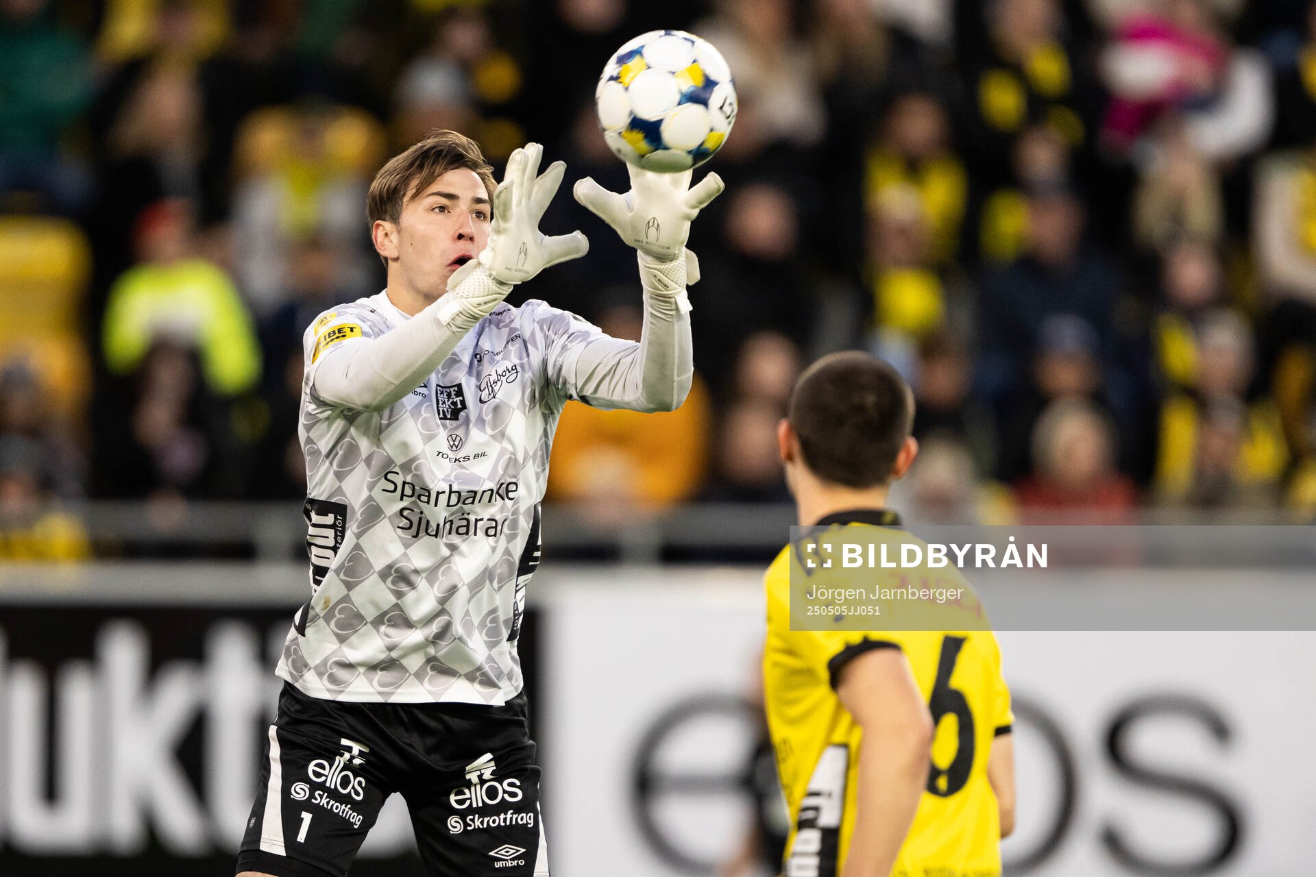 Elfsborgs målvakt Simon Eriksson under fotbollsmatchen i Allsvenskan mellan Elfsborg och GAIS den 5 maj 2025 i Borås. 