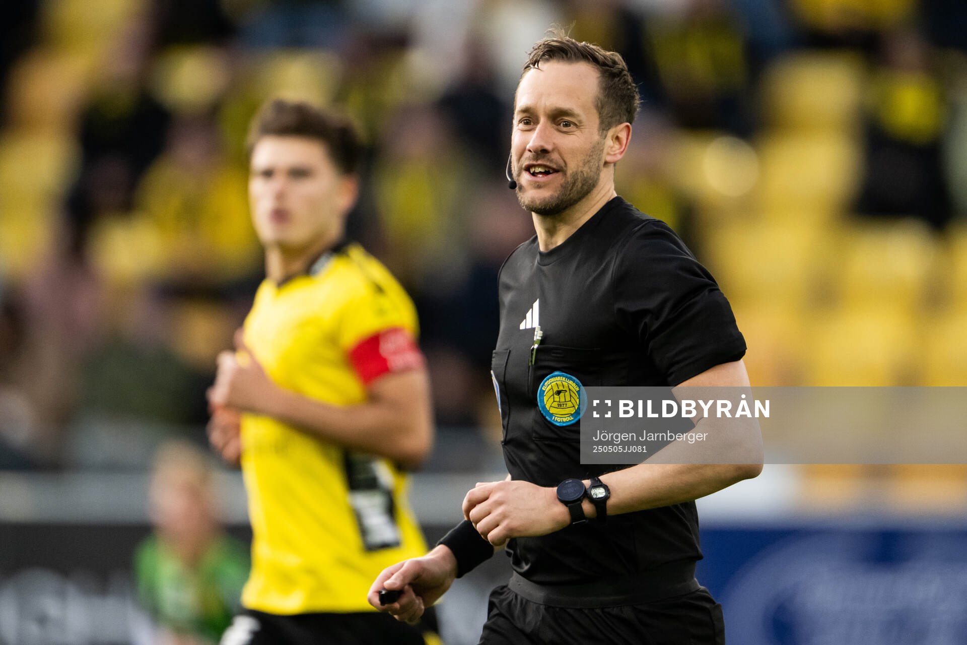Domare Victor Wolf under fotbollsmatchen i Allsvenskan mellan Elfsborg och GAIS den 5 maj 2025 i Borås. 
