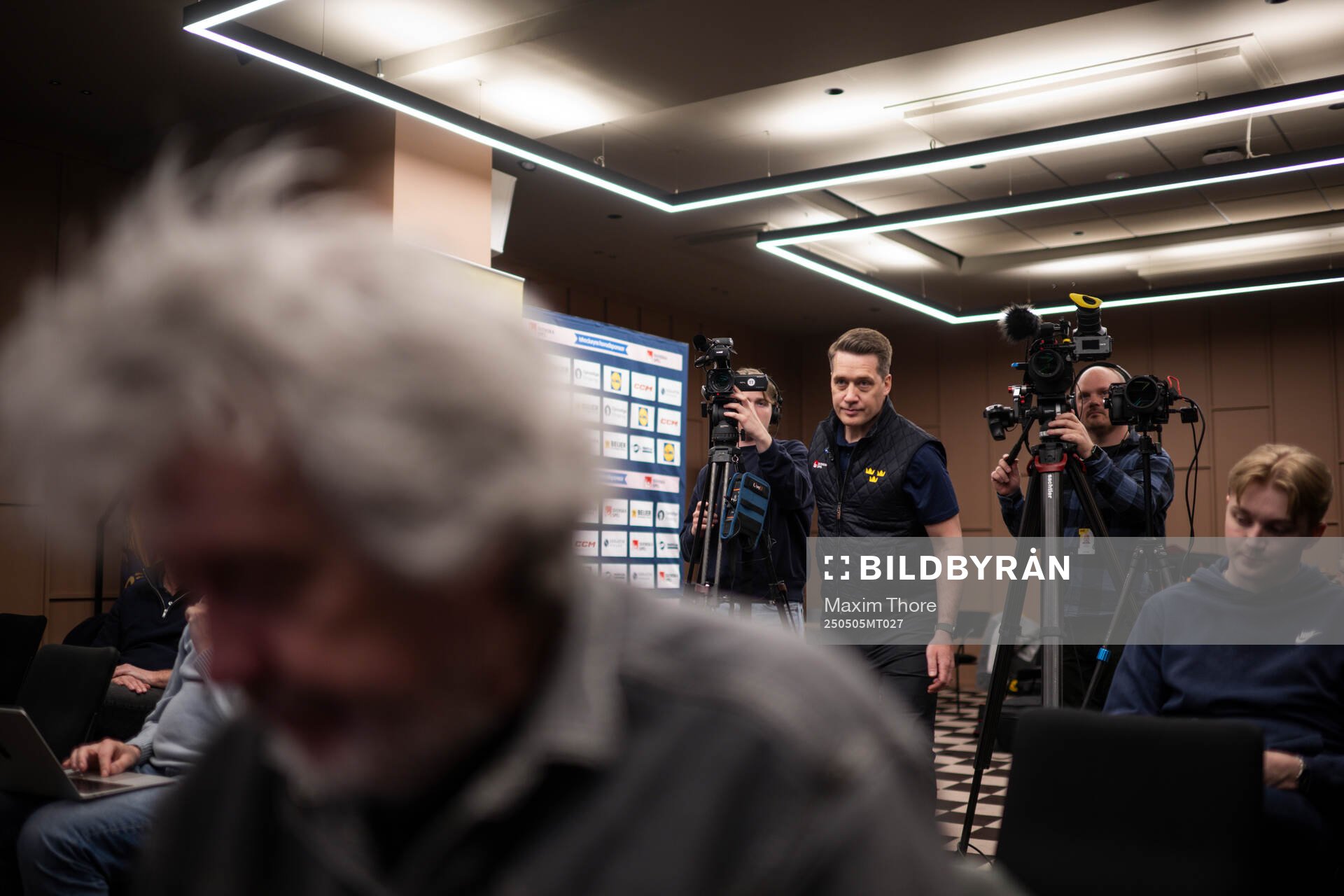 Sam Hallam, head coach of the Swedish men's national ice