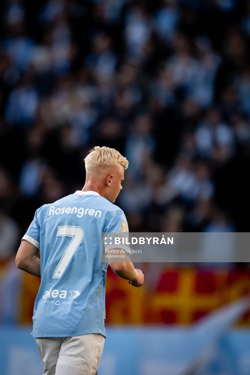 Malmö FFs Otto Rosengren under fotbollsmatchen i Allsvenskan mellan Malmö FF och Brommapojkarna den 5 maj 2025 i Malmö. 