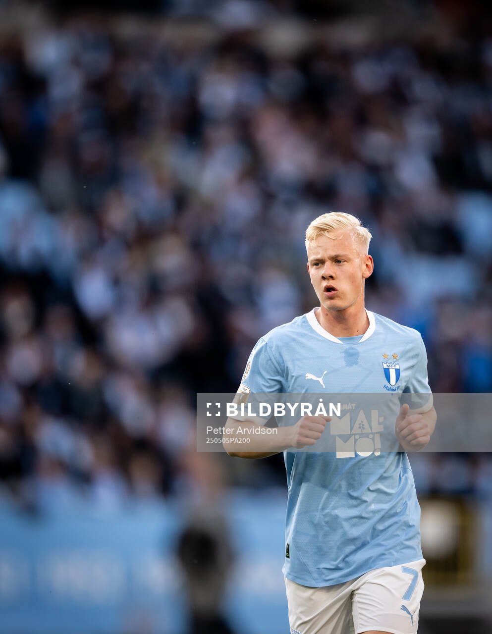 Malmö FFs Otto Rosengren under fotbollsmatchen i Allsvenskan mellan Malmö FF och Brommapojkarna den 5 maj 2025 i Malmö. 