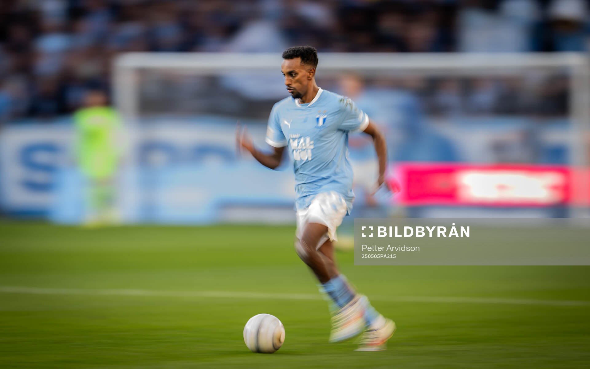 Malmö FFs Taha Ali under fotbollsmatchen i Allsvenskan mellan Malmö FF och Brommapojkarna den 5 maj 2025 i Malmö. 