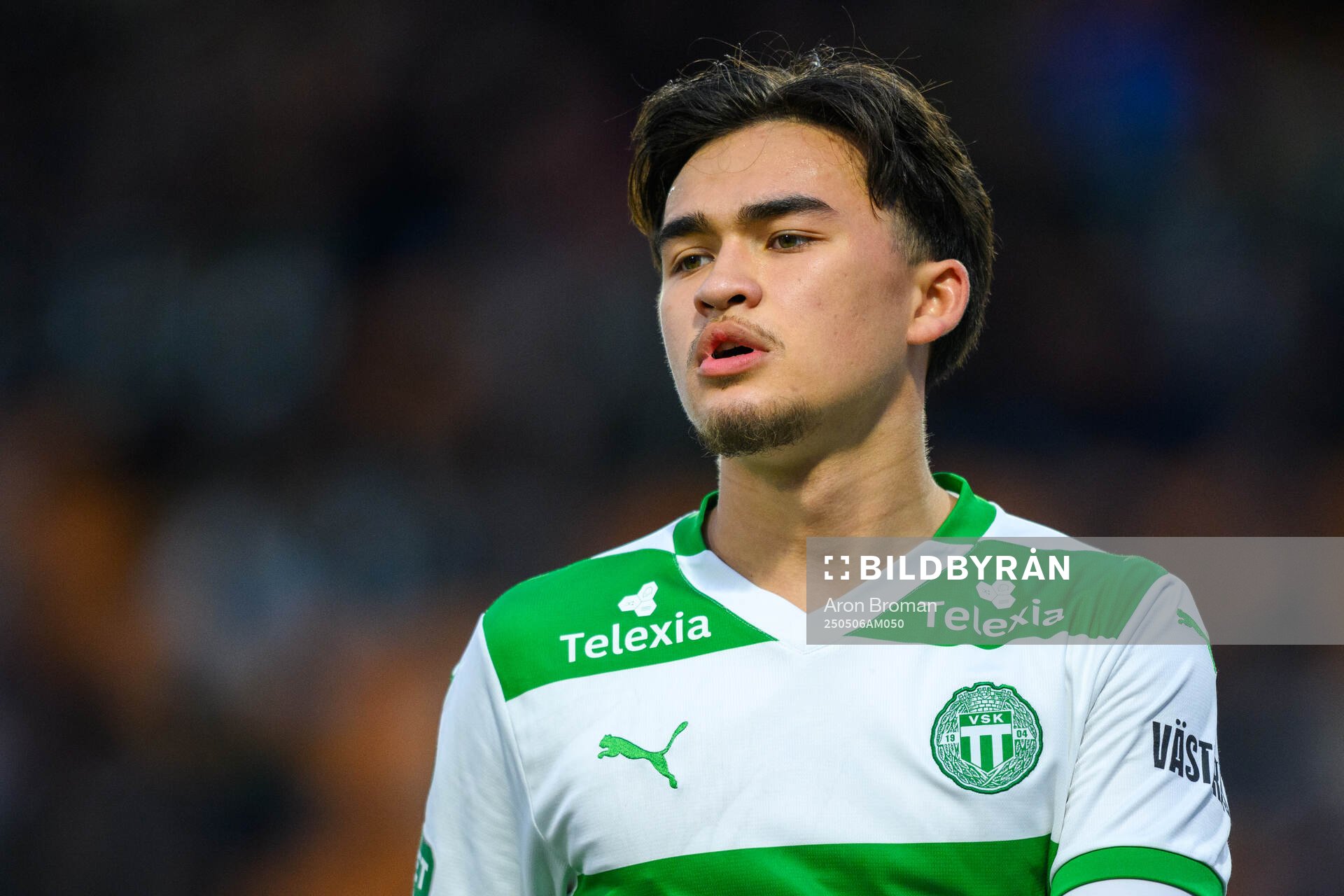 Västerås Alexander Thongla-Iad Warneryd under fotbollsmatchen i Superettan mellan Västerås och Kalmar den 6 maj 2025 i Västerås. 