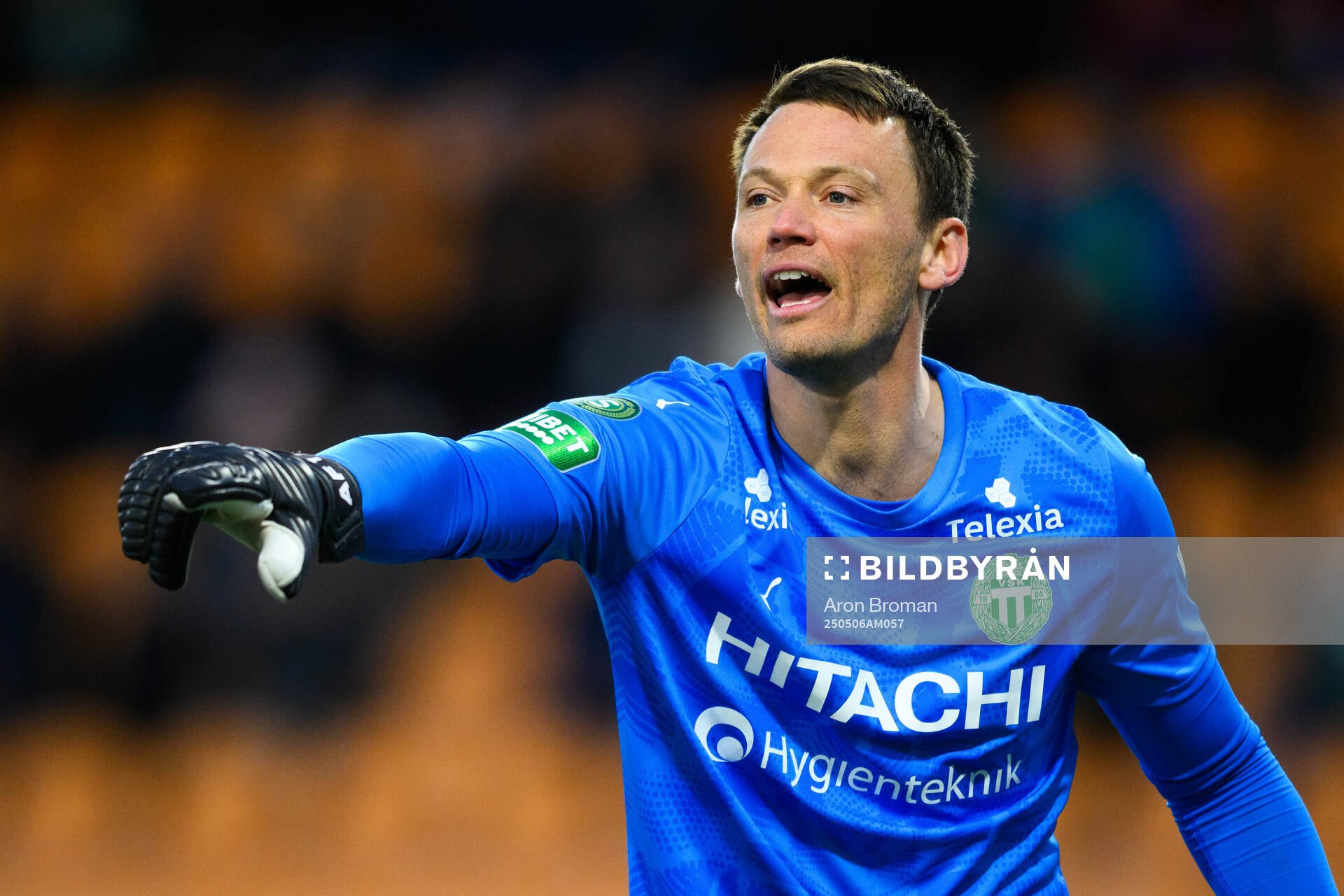 Västerås målvakt Anton Fagerström under fotbollsmatchen i Superettan mellan Västerås och Kalmar den 6 maj 2025 i Västerås. 