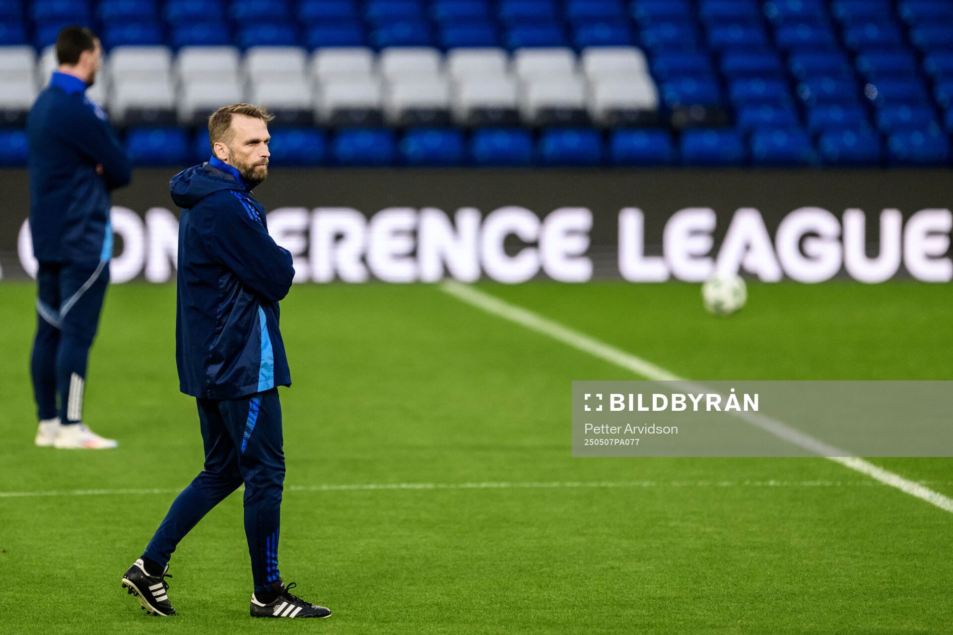 Head coach Jani Honkavaara of Djurgården during a UEFA Conference League training session on May 7, 2025 in London. 