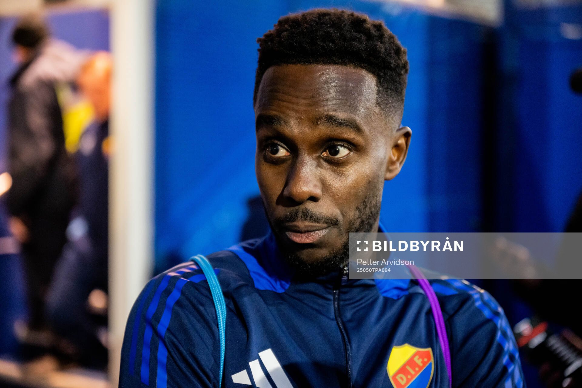 Tokmac Nguen of Djurgården is being interviewed after a UEFA Conference League training session on May 7, 2025 in London. 