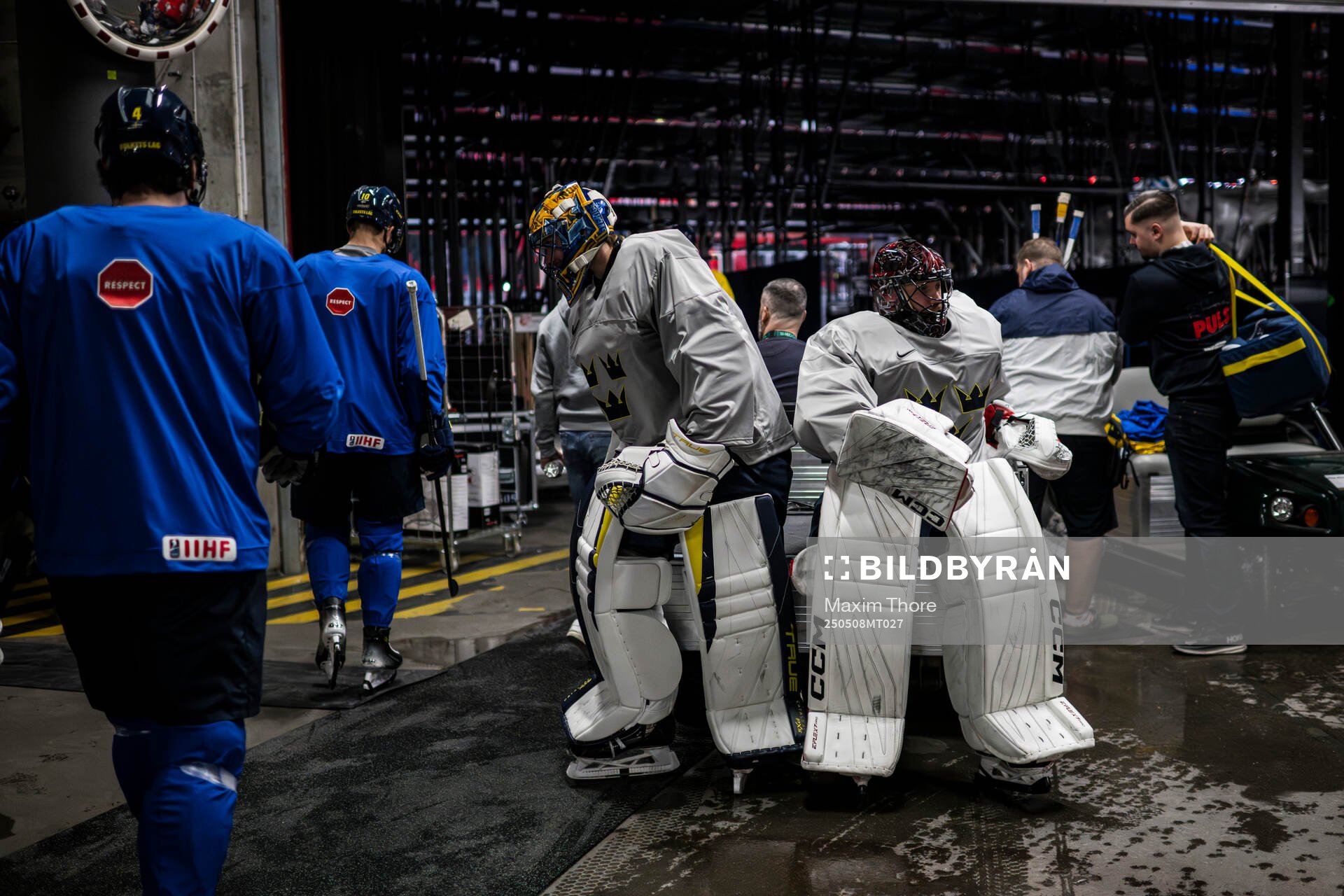 Goaltender Samuel Ersson and goaltender Jacob Markström of