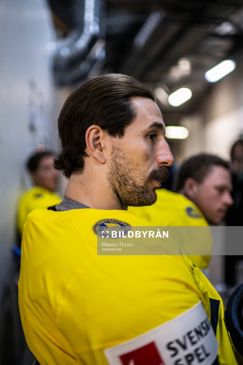 Filip Forsberg of Sweden awaits the IIHF studio