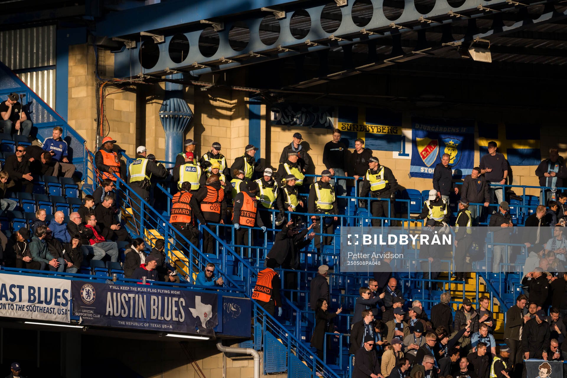 Police among fans of Djurgården