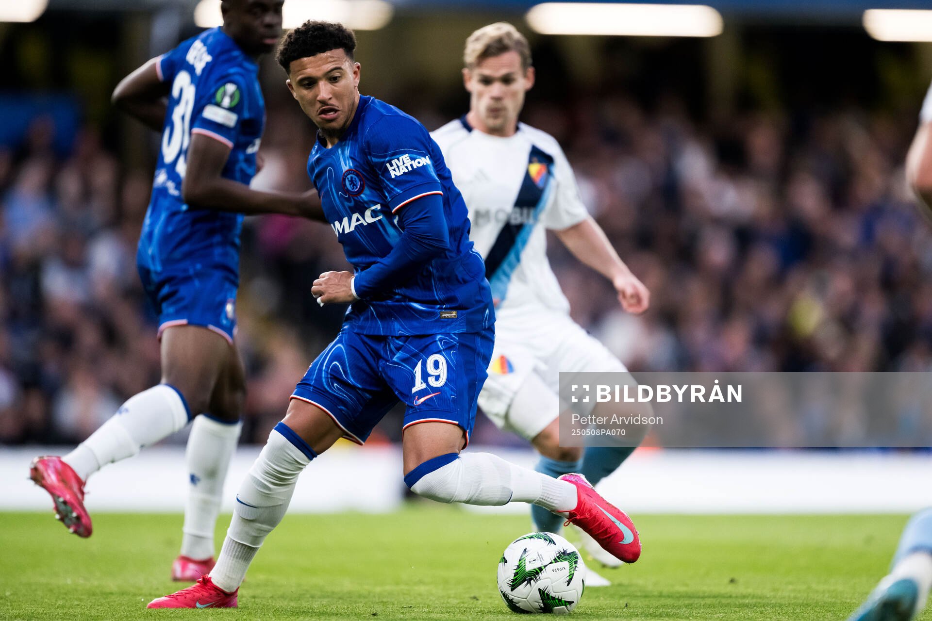 Jadon Sancho of Chelsea during the UEFA Conference League semifinal second leg match between Chelsea and Djurgården on May 8, 2025 in London.