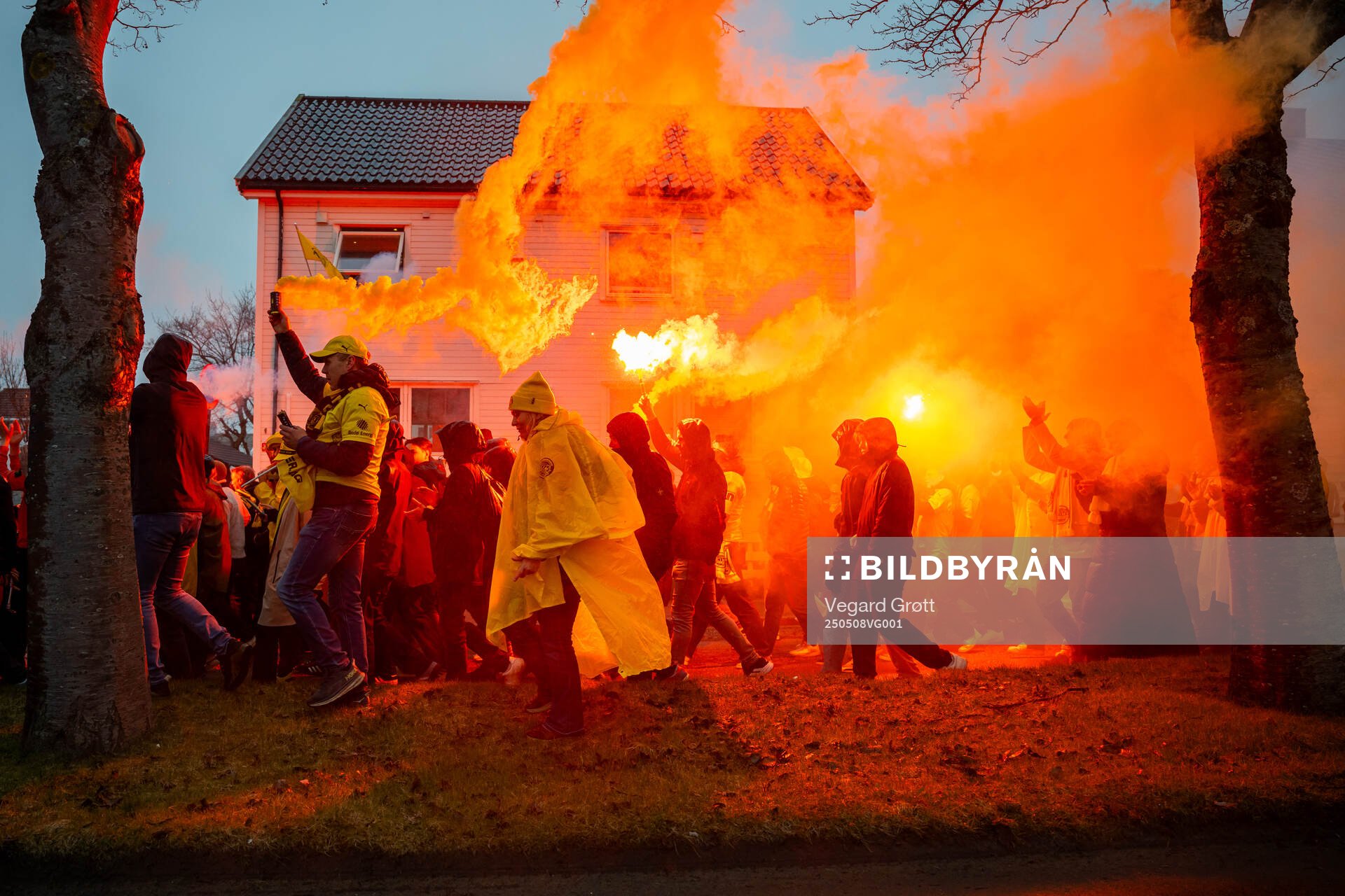Fans of Bodø/Glimt with pyro