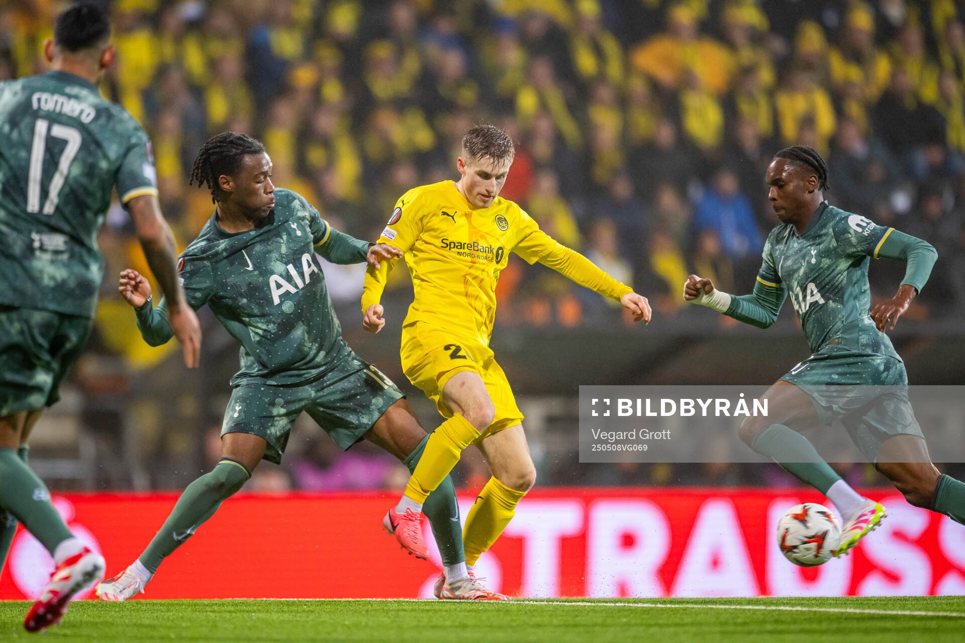 Destiny Udogie of Tottenham Hotspur and Fredrik Sjøvold of