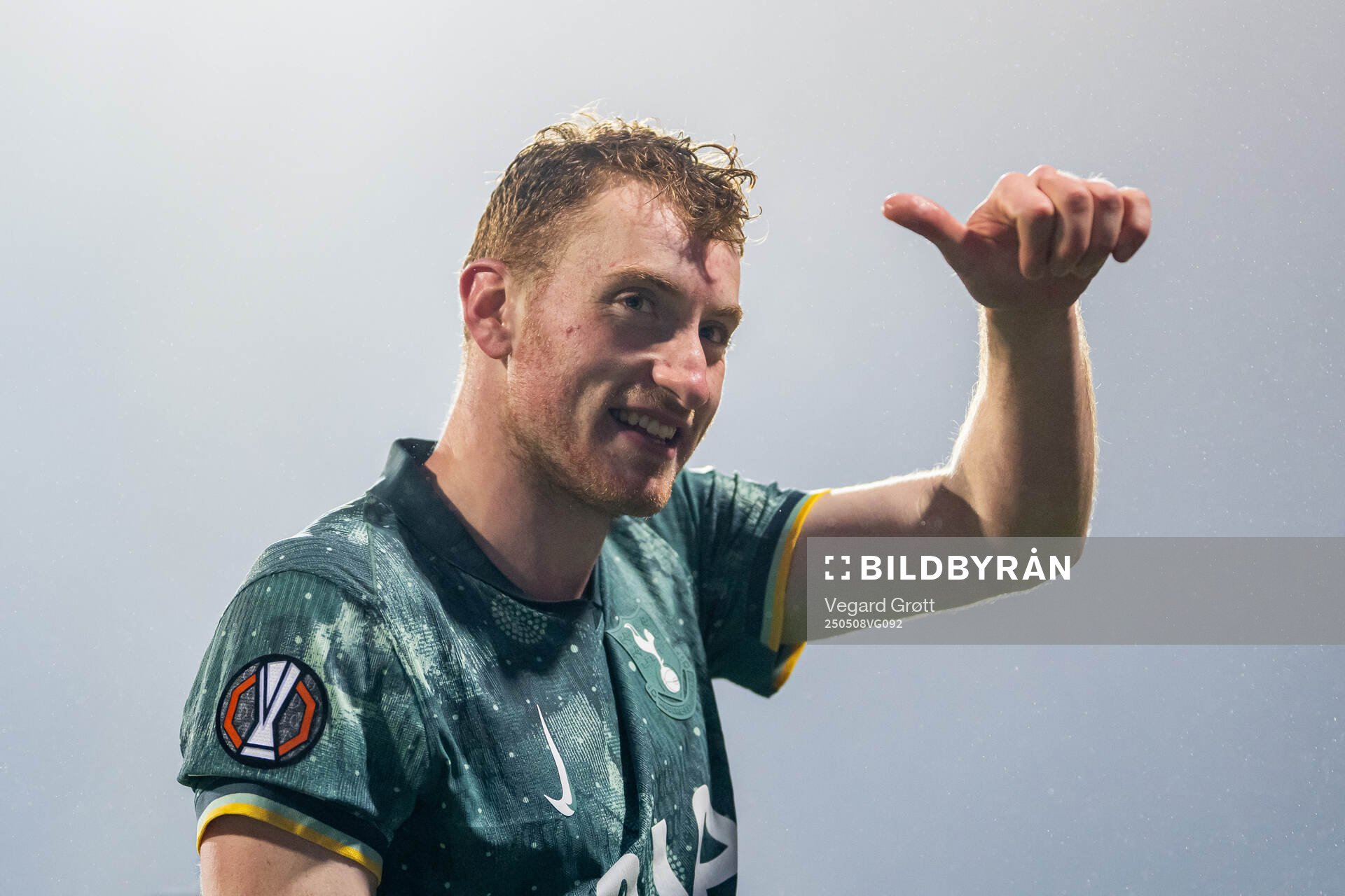 Dejan Kulusevski of Tottenham Hotspur celebrates after the UEFA Europa League semi-final football match between Bodø/Glimt and Tottenham on May 8, 2025 in Bodø.