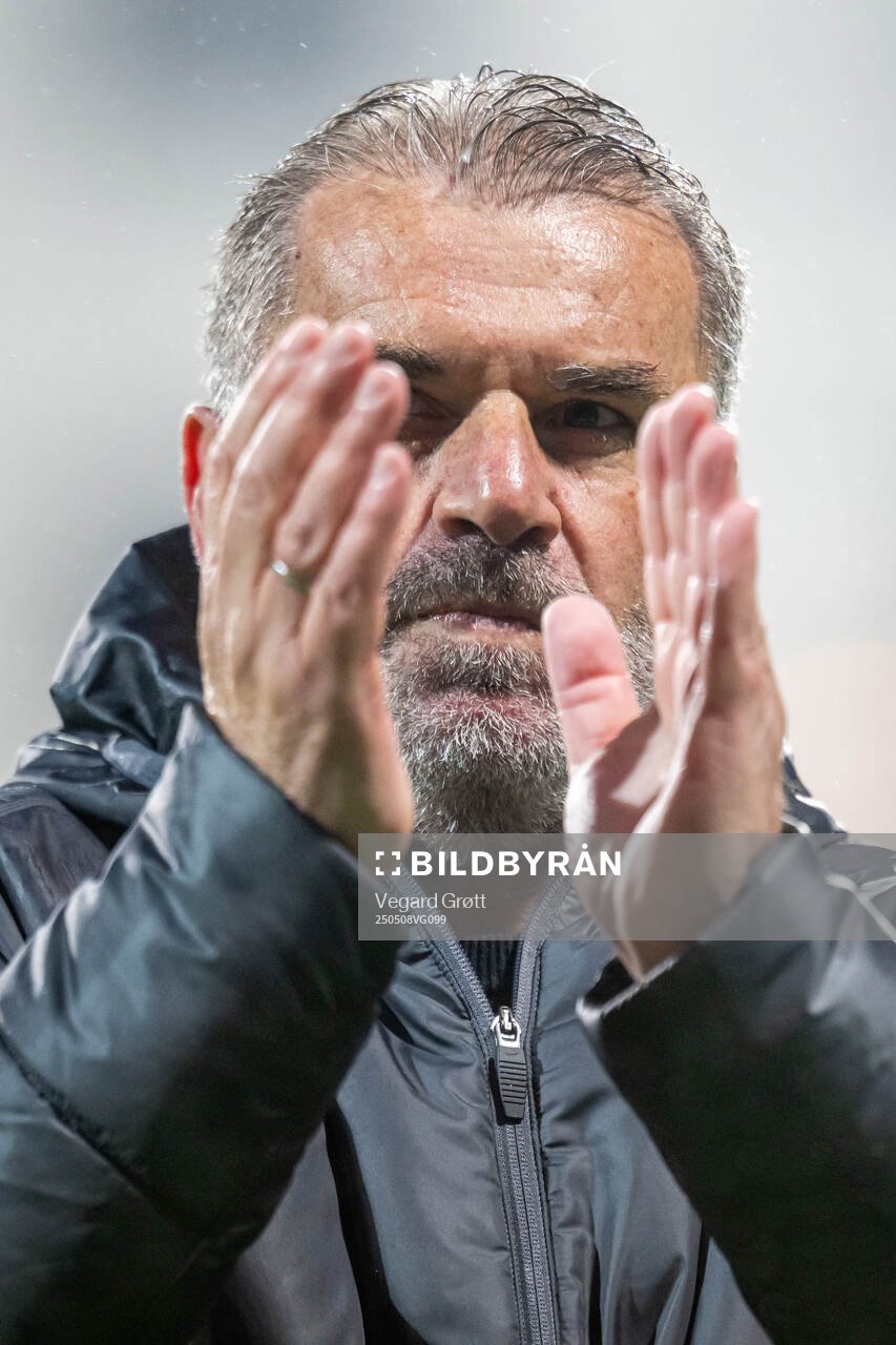 Head coach Ange Postecoglou of Tottenham Hotspur celebrates