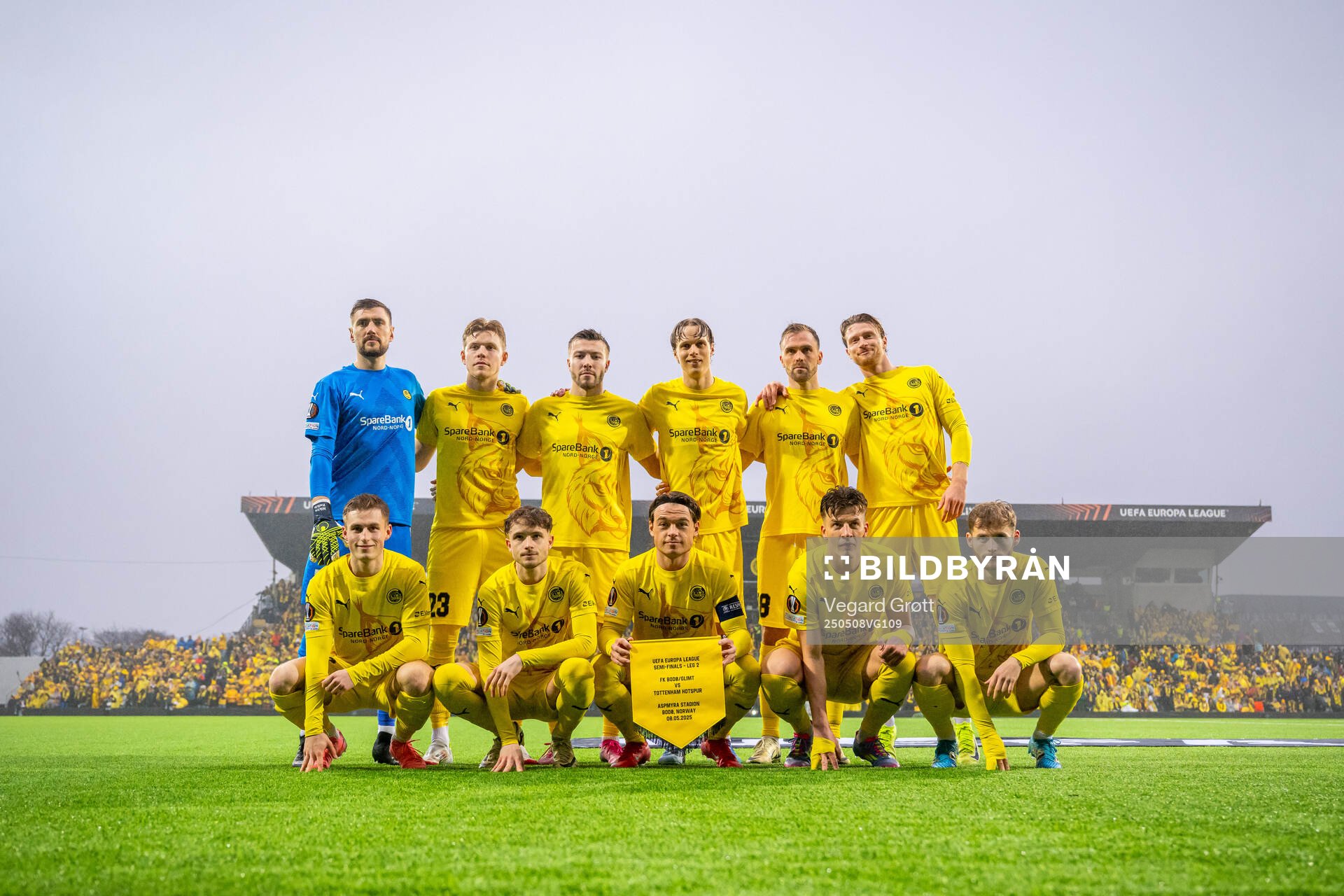 The starting eleven of Bodø/Glimt pose for a team photo ahead of the UEFA Europa League semi-final football match between Bodø/Glimt and Tottenham on May 8, 2025 in Bodø. Top left: goalkeeper Nikita Haikin, Jens Petter Hauge, Fredrik André Bjørkan, Ulrik Saltnes, Brede Moe and Kasper Høgh. Front left: Fredrik Sjøvold, Håkon Evjen, Patrick Berg, Jostein Gundersen and Ole Didrik Blomberg.