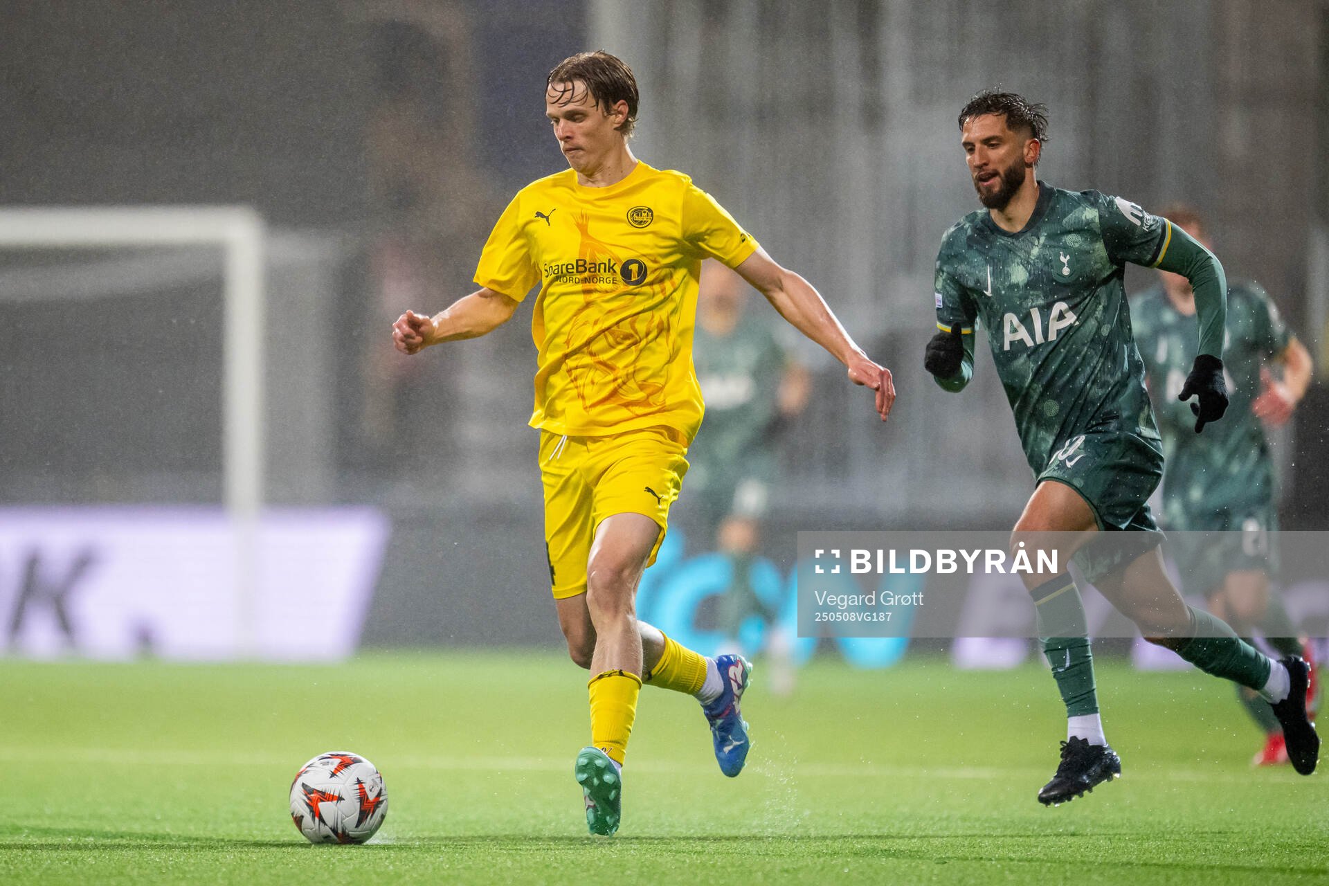 Ulrik Saltnes of Bodø/Glimt and Rodrigo Bentancur of Tottenham Hotspur during the UEFA Europa League semi-final football match between Bodø/Glimt and Tottenham on May 8, 2025 in Bodø.