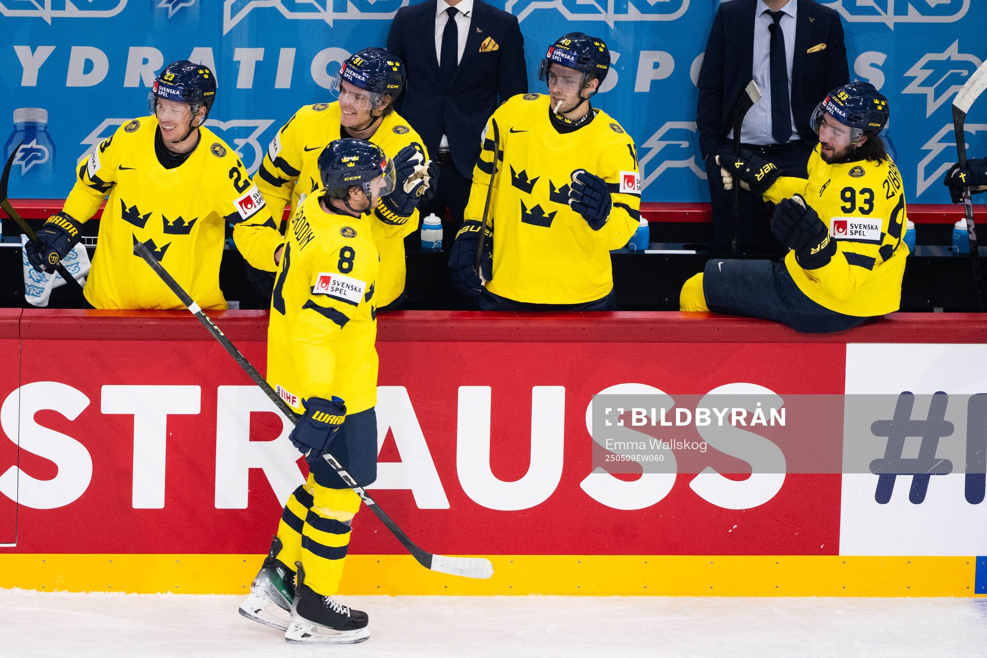 Jonas Brodin of Sweden celebrates with Lucas Raymond, Leo