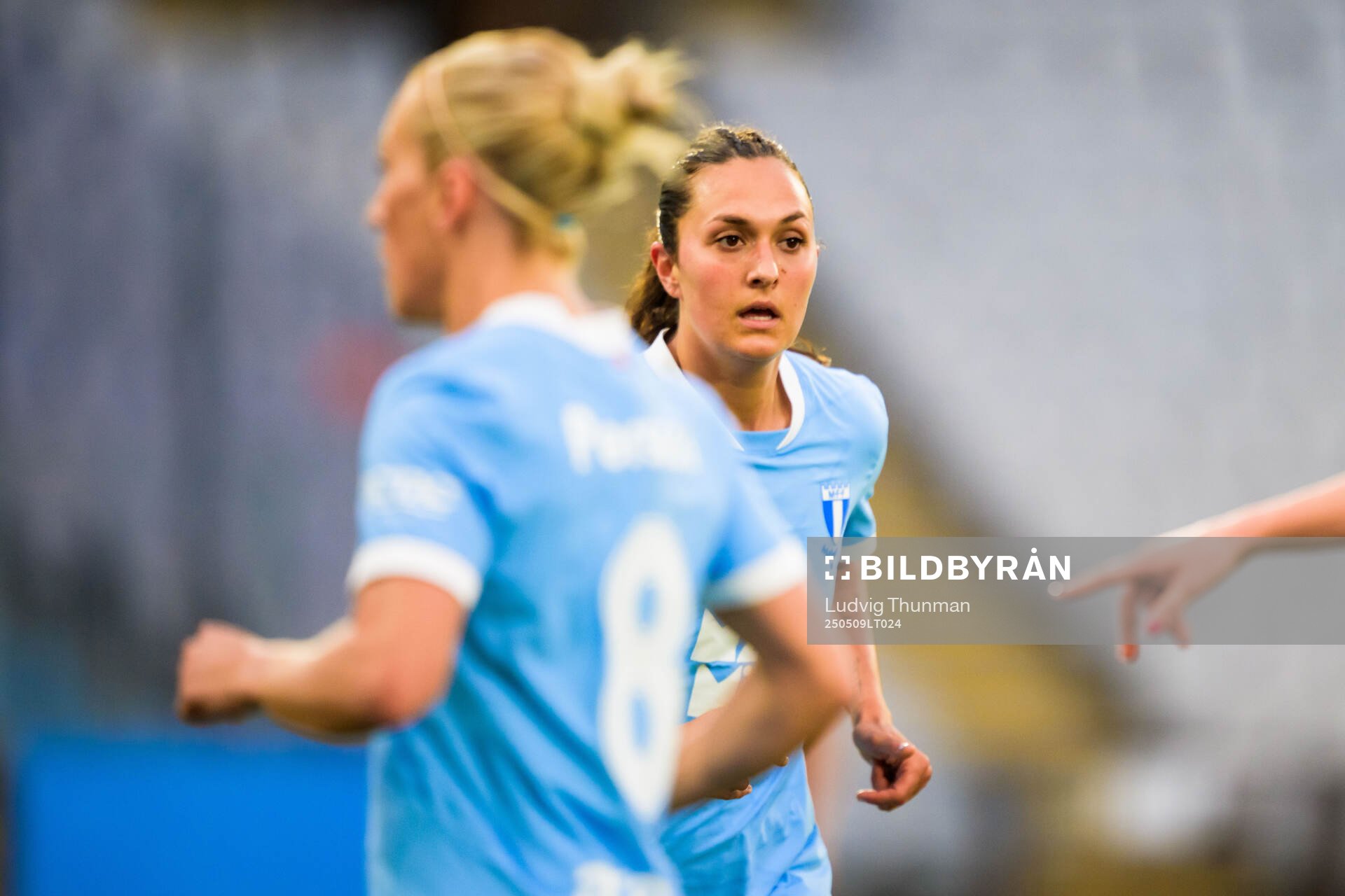 Malmö FFs Isabella D'Aquila under fotbollsmatchen i Damallsvenskan mellan Malmö FF och Alingsås den 9 maj 2025 i Malmö. 