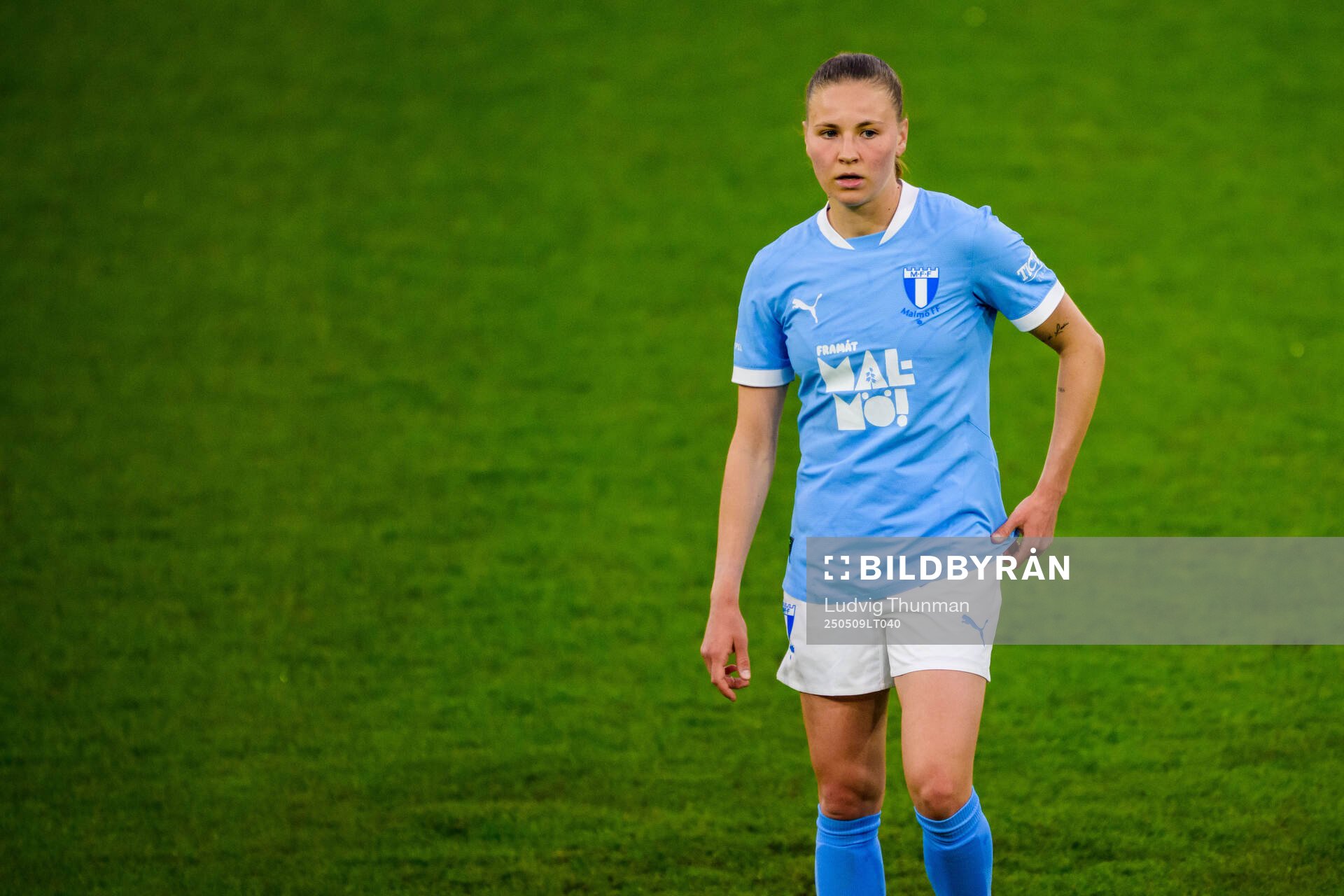 Malmö FFs Katariina Kosola under fotbollsmatchen i Damallsvenskan mellan Malmö FF och Alingsås den 9 maj 2025 i Malmö. 