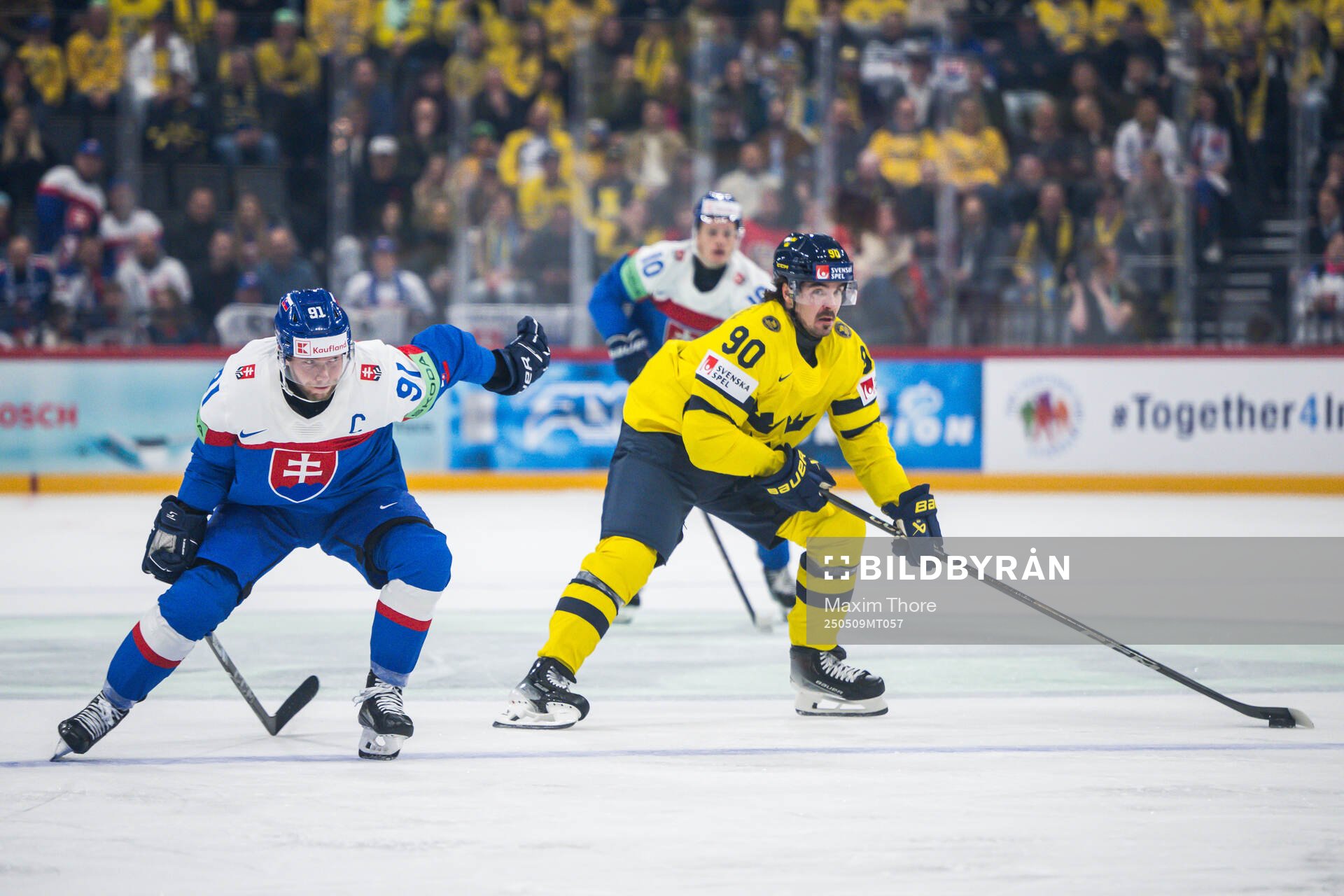 Matus Sukel of Slovakia and Marcus Johansson of Sweden