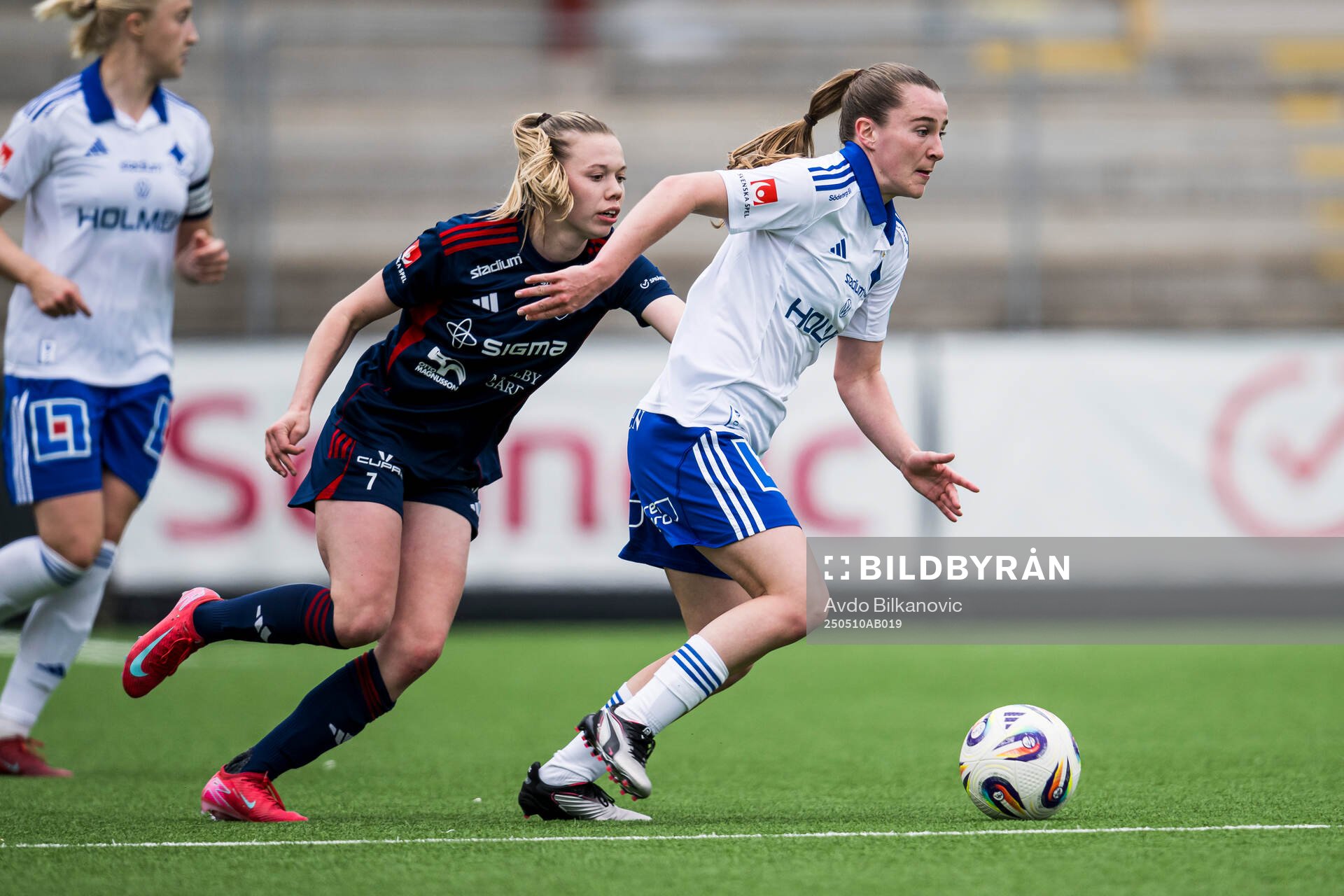 Rosengårds Bea Sprung och IFK Norrköpings Carrie Jones