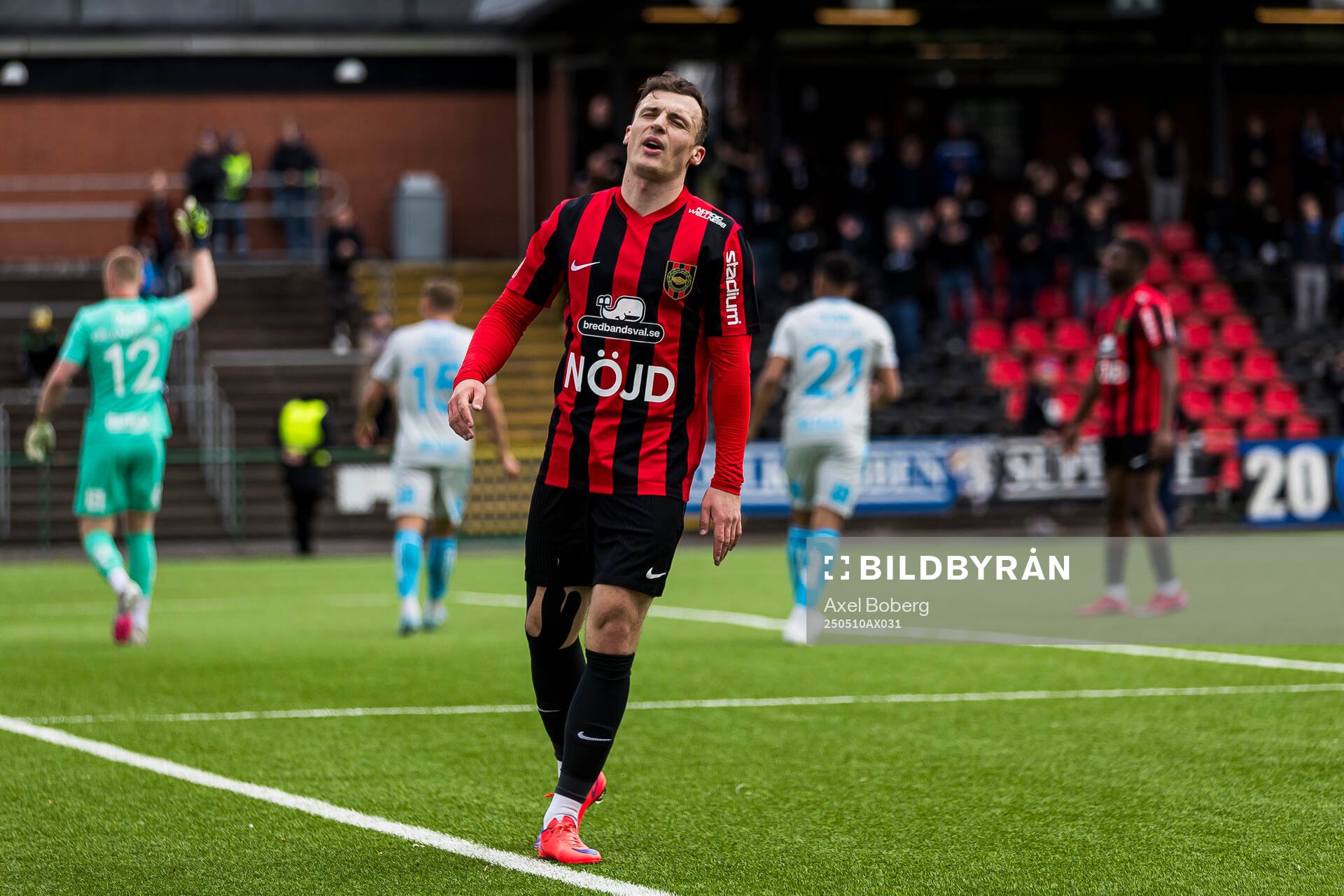 Brommapojkarnas Adam Skanning Jakobsen deppar