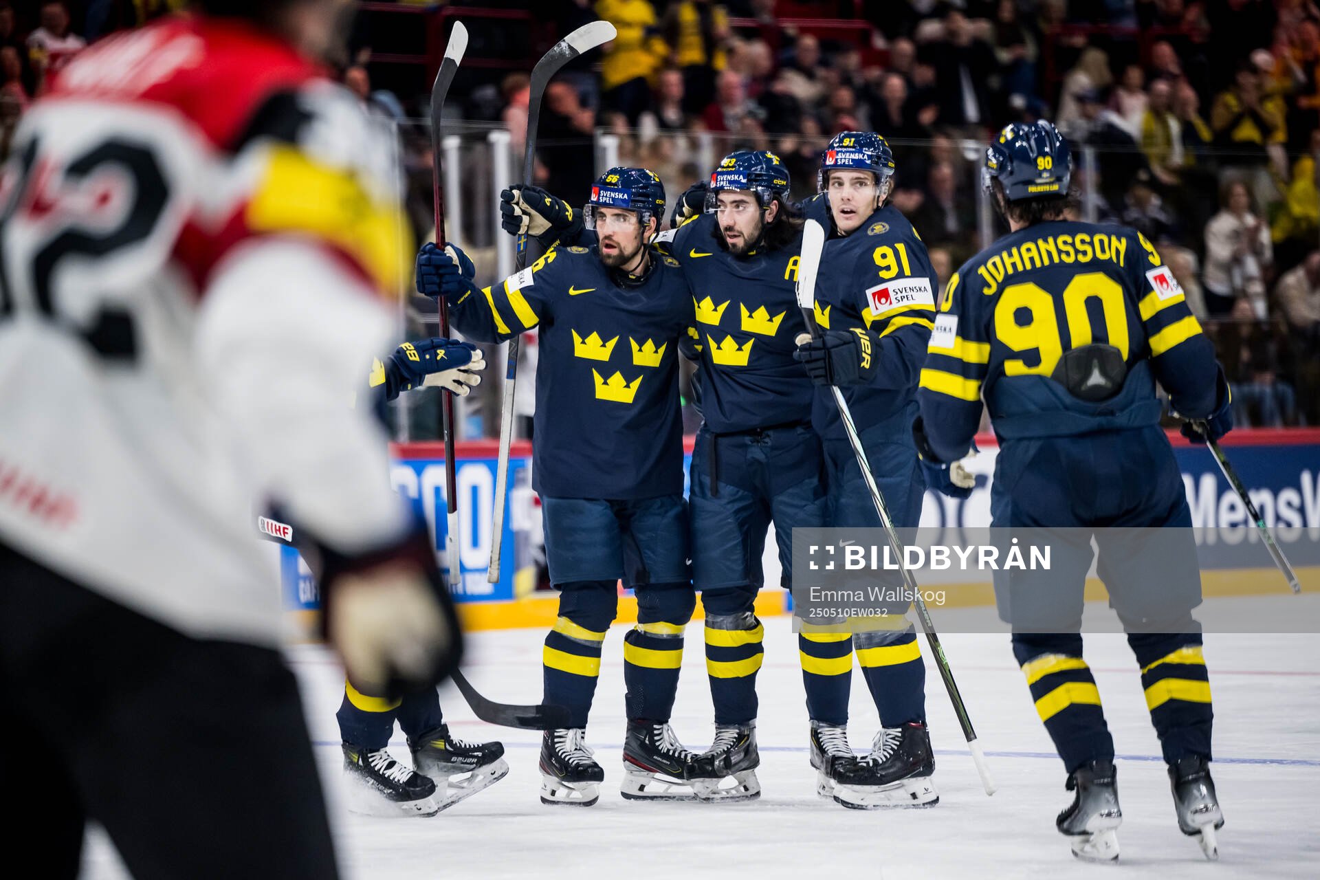 Mika Zibanejad, Erik Gustafsson, and Leo Carlsson of Sweden