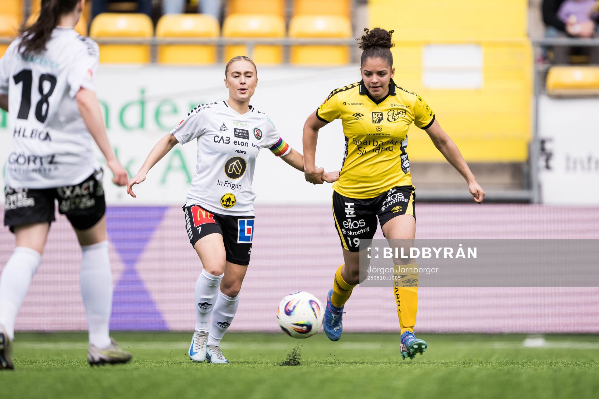 Örebro SKs Nora Törngren och Elfsborgs Jennifer Brinck