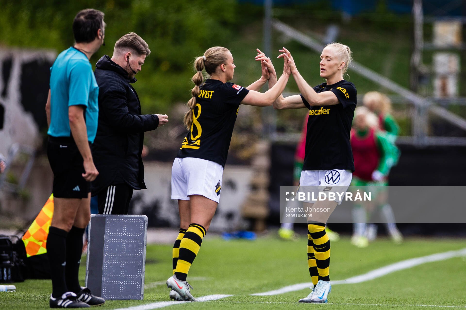 AIKs Villemo Dahlqvist byts in mot Moa Sjöström