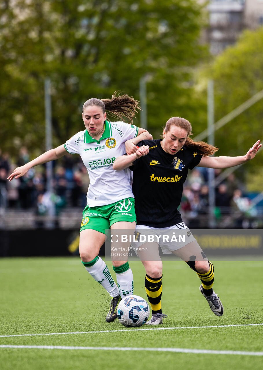 Hammarbys Smilla Vallotto och AIKs Ella Reidy