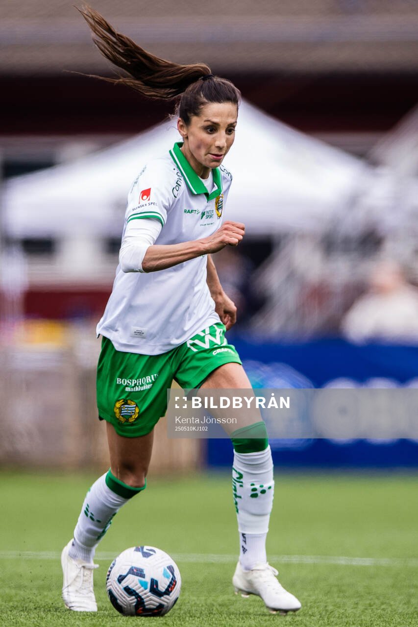 Hammarbys Nadia Nadim under fotbollsmatchen i Damallsvenskan mellan AIK och Hammarby den 10 maj 2025 i Stockholm. 