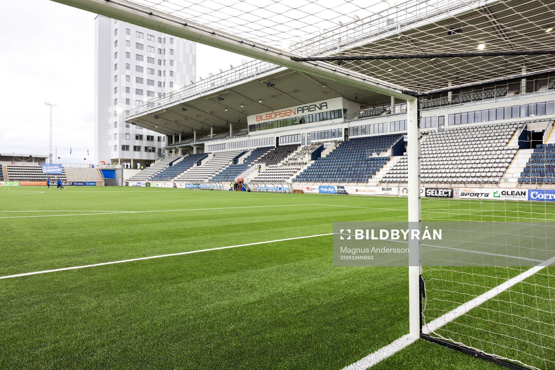 Interiör vy av Bilbörsen Arena inför fotbollsmatchen i Damallsvenskan mellan Linköping och Djurgården den 10 maj 2025 i Linköping.