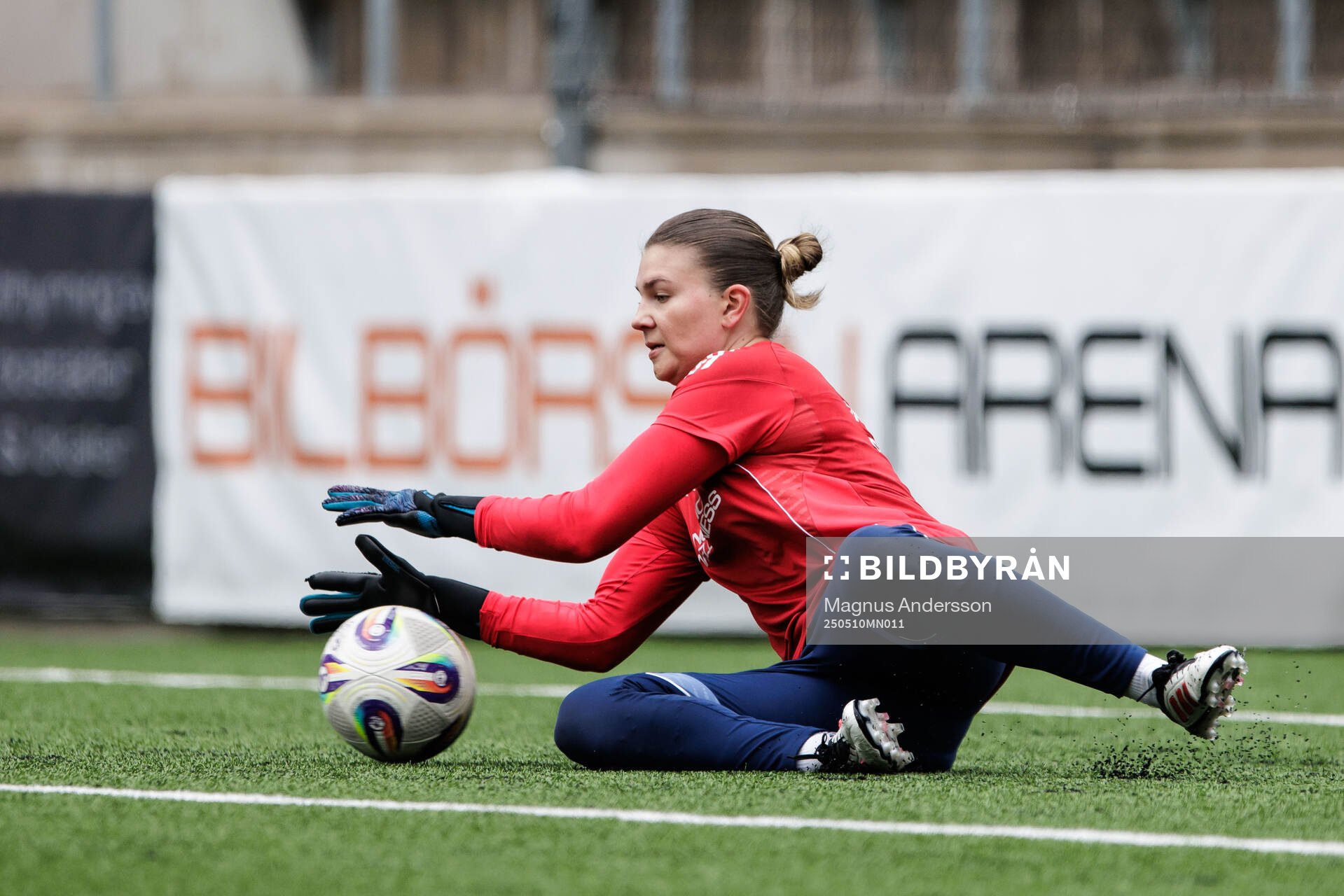 Djurgårdens målvakt Anna Aurora Koivunen inför fotbollsmatchen i Damallsvenskan mellan Linköping och Djurgården den 10 maj 2025 i Linköping.