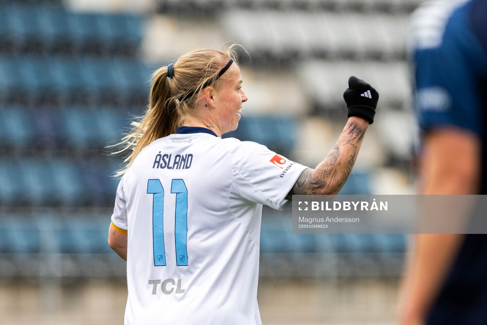 Djurgårdens Therese Åsland jublar