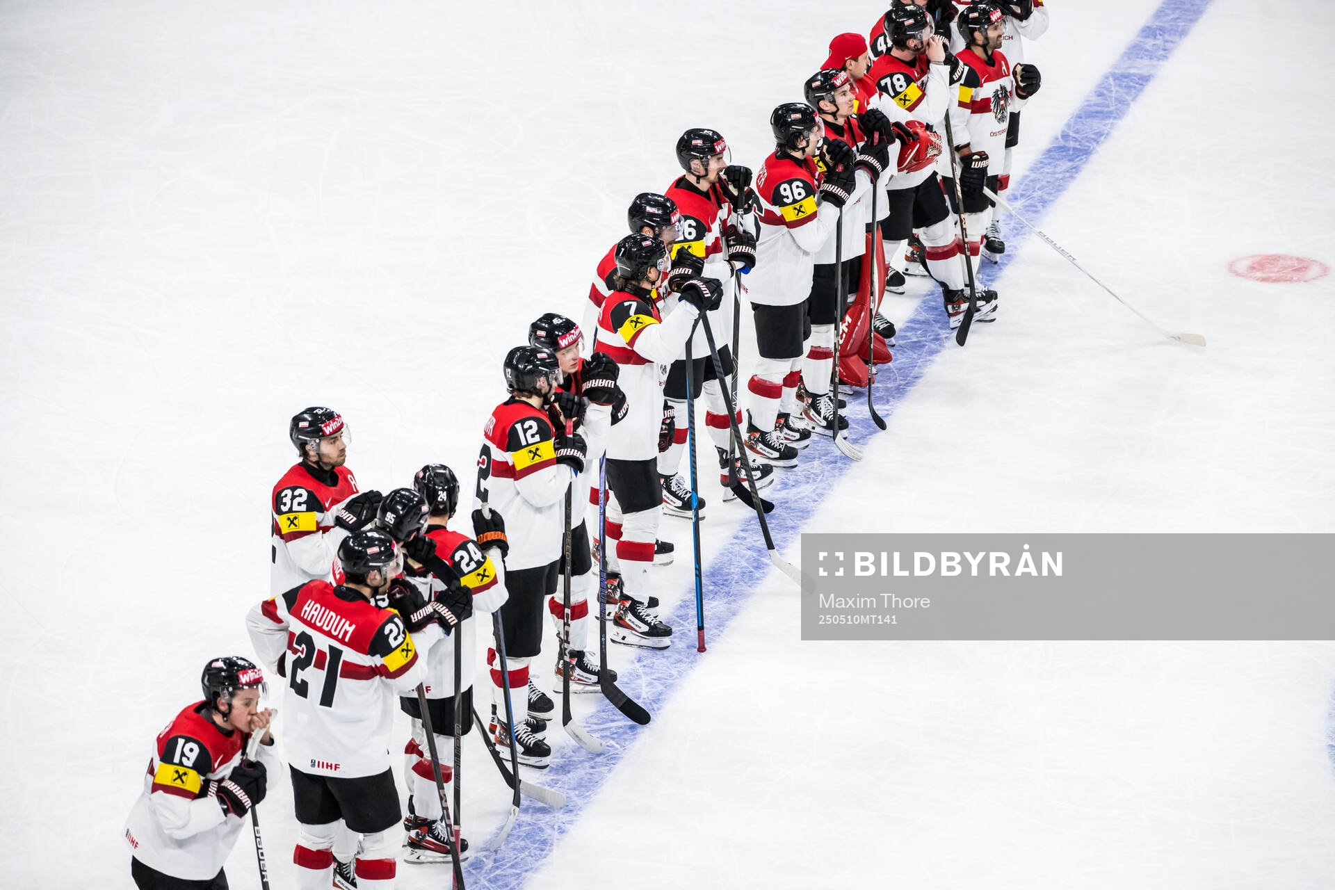 Players of Austria look dejected