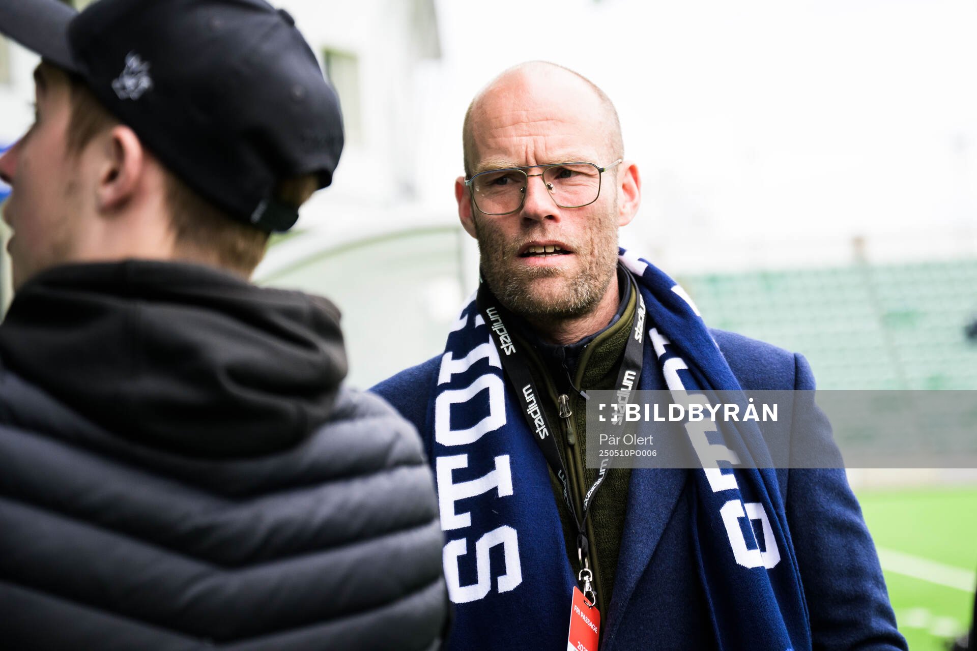Sundsvalls sportchef Joel Cedergren under fotbollsmatchen i Superettan mellan GIF Sundsvall och Västerås den 10 maj 2025 i Sundsvall. 