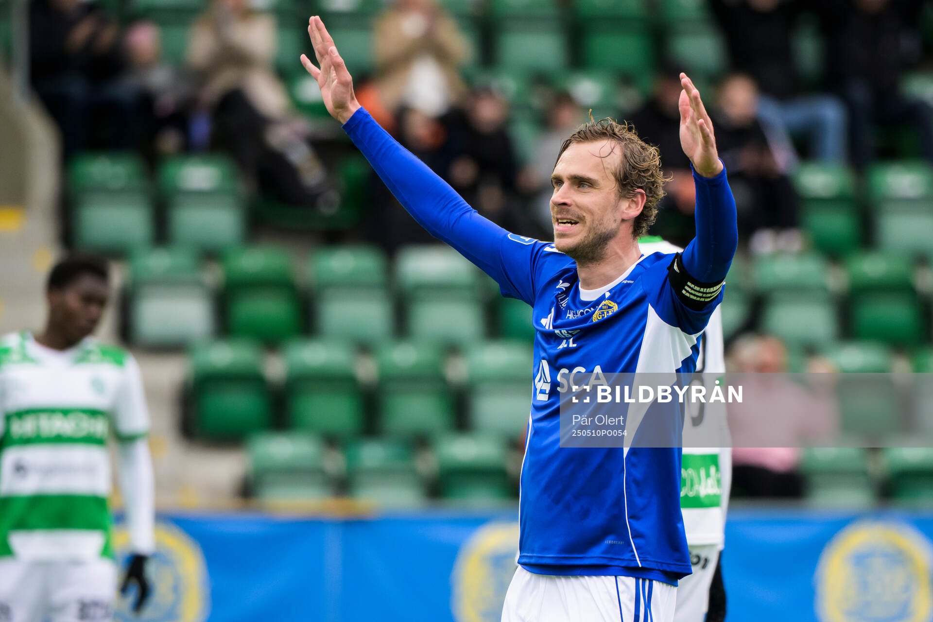 GIF Sundsvalls Pontus Engblom jublar