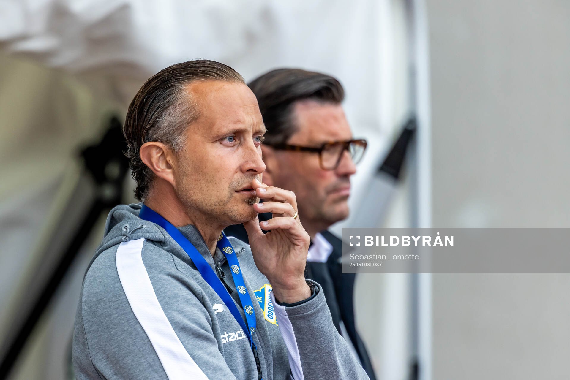 Oddevolds sportchef A-lag Mats Winblad under fotbollsmatchen i Superettan mellan Oddevold och Örebro den 10 maj 2025 i Uddevalla. 
