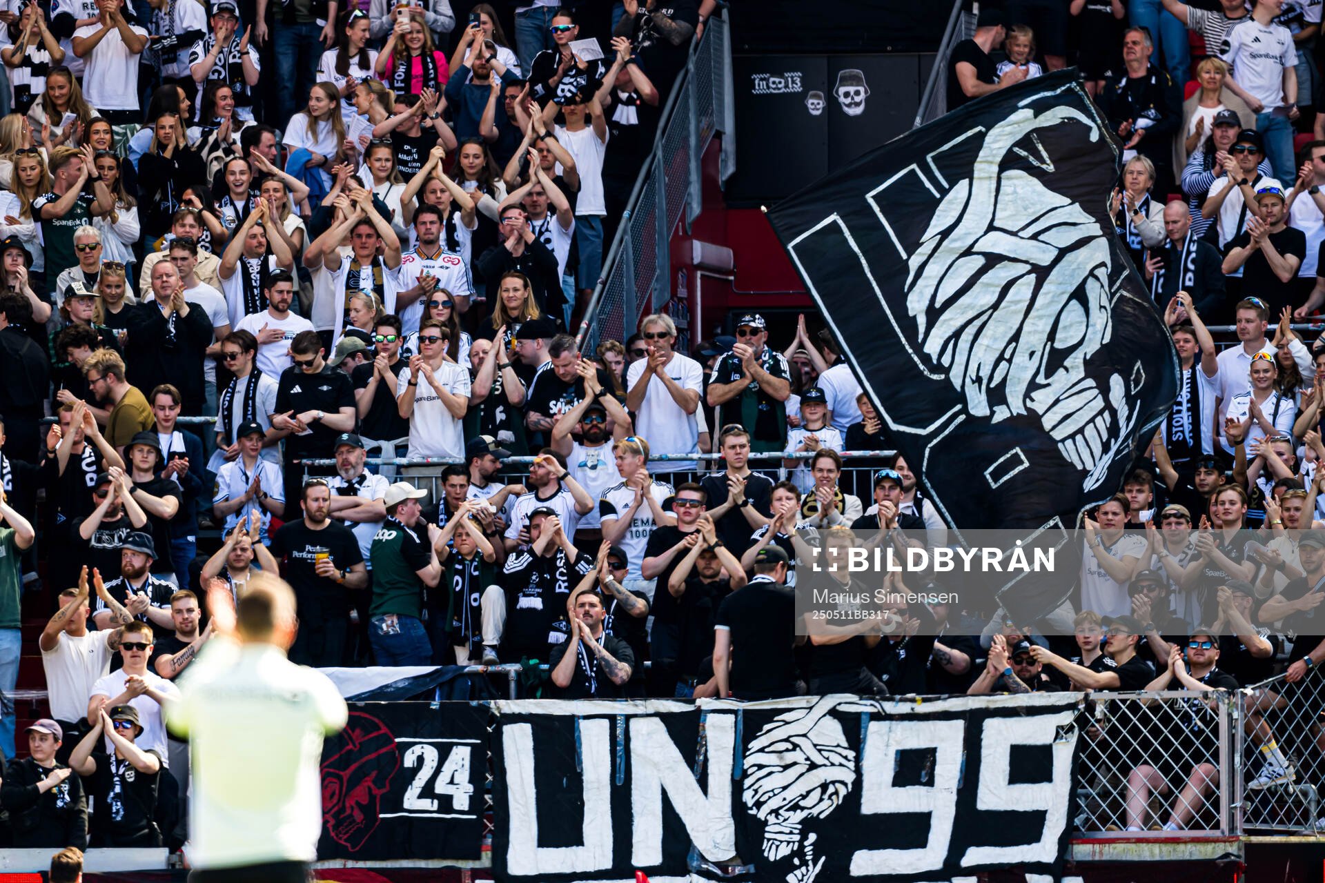 Spectators in the stands ahead of the Eliteserien match between Brann and Rosenborg on May 11, 2025 in Bergen. 