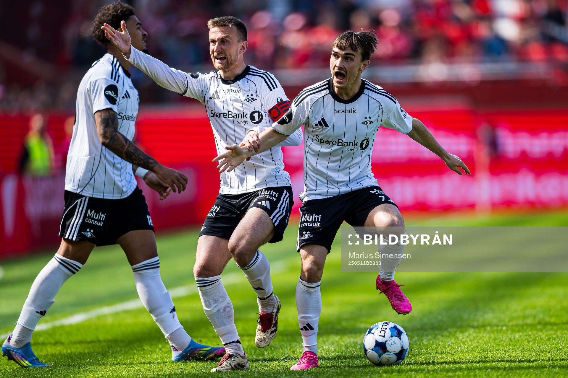 Erlend Dahl Reitan and Marius Sivertsen Broholm of Rosenborg during the Eliteserien match between Brann and Rosenborg on May 11, 2025 in Bergen.
