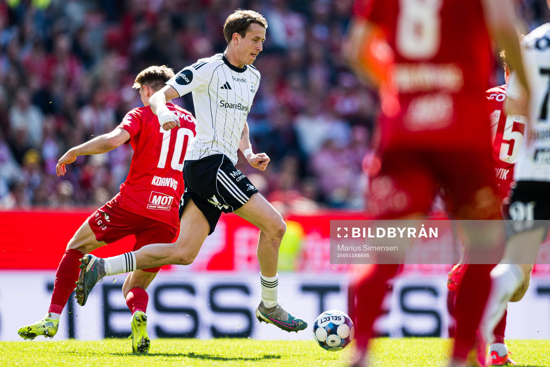 Ole Sæter of Rosenborg during the Eliteserien match between Brann and Rosenborg on May 11, 2025 in Bergen. 