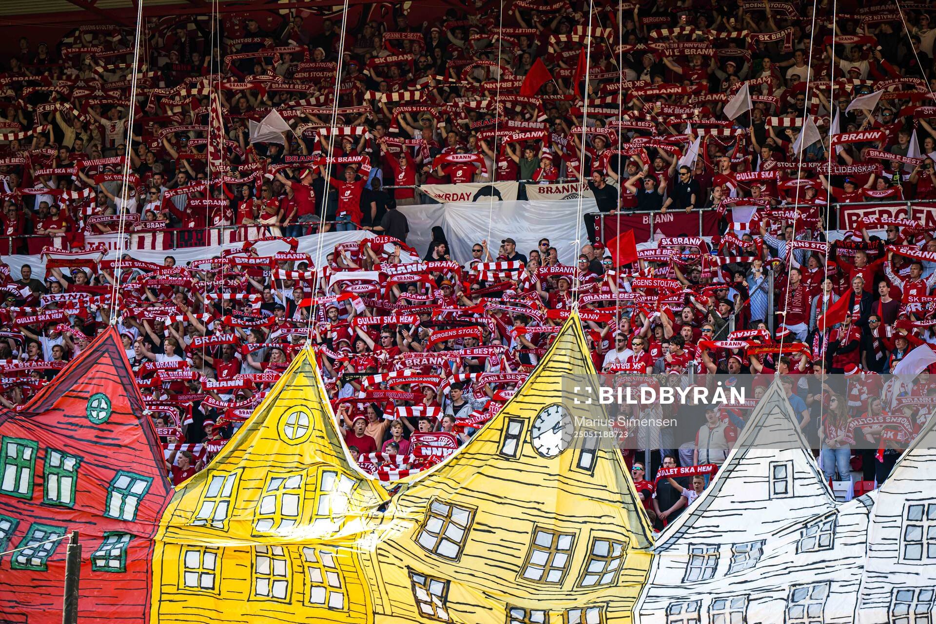 Spectators in the stands ahead of the Eliteserien match between Brann and Rosenborg on May 11, 2025 in Bergen. 