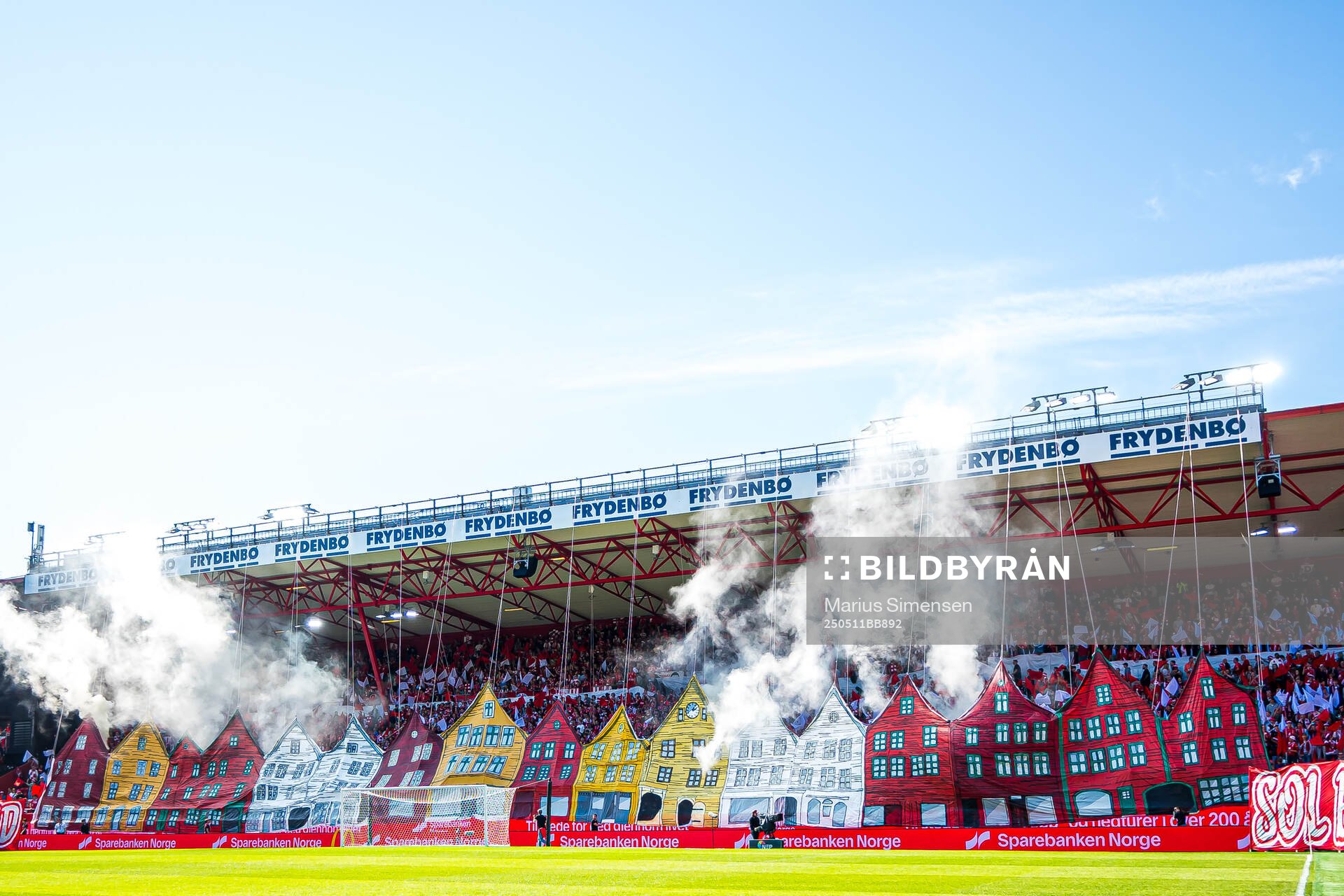 Spectators in the stands ahead of the Eliteserien match between Brann and Rosenborg on May 11, 2025 in Bergen. 