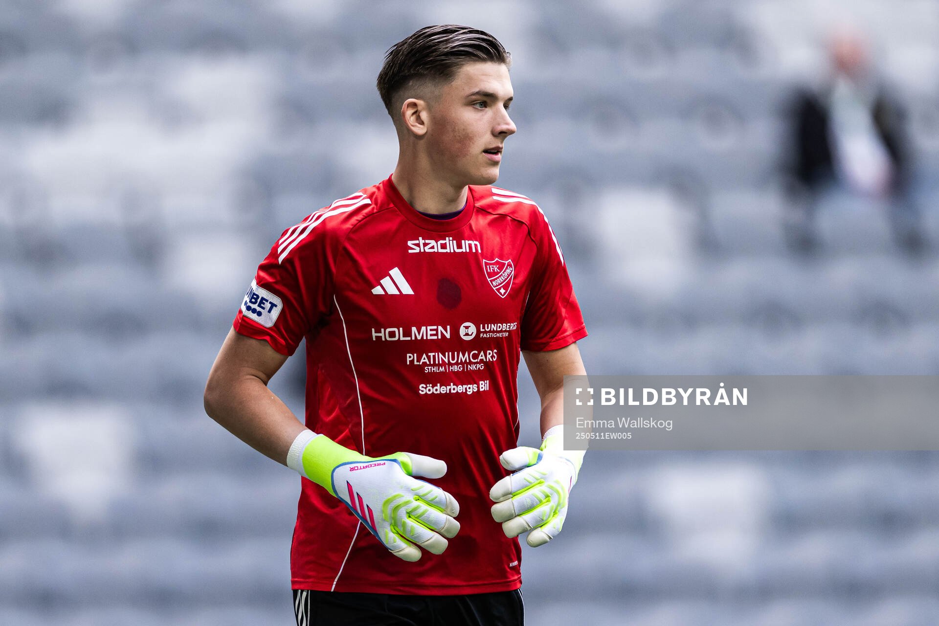 IFK Norrköpings målvakt David Andersson inför fotbollsmatchen i Allsvenskan mellan Hammarby och IFK Norrköping den 11 maj 2025 i Stockholm.